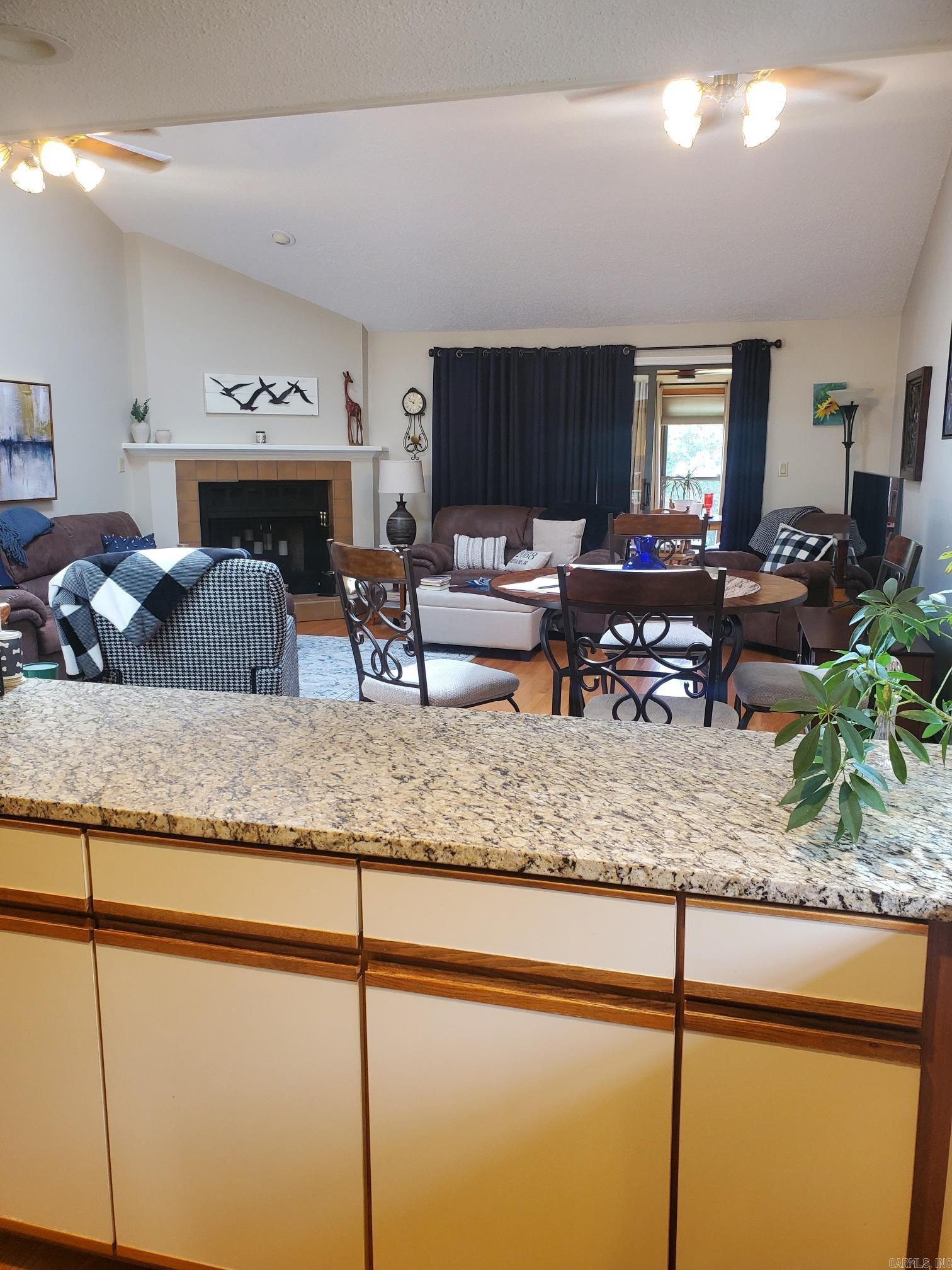 Country Club Ridge Town - Residential