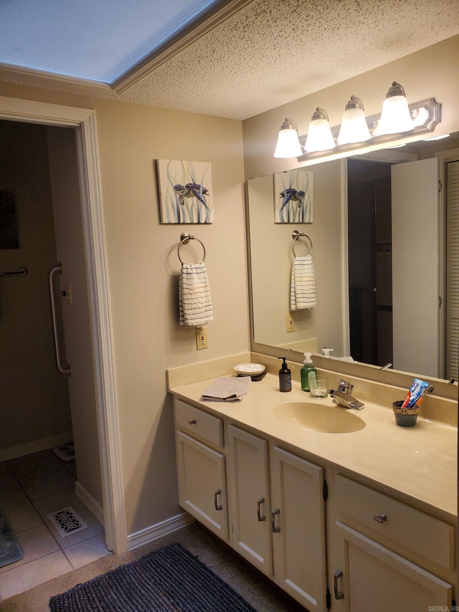 Country Club Ridge Town - Residential