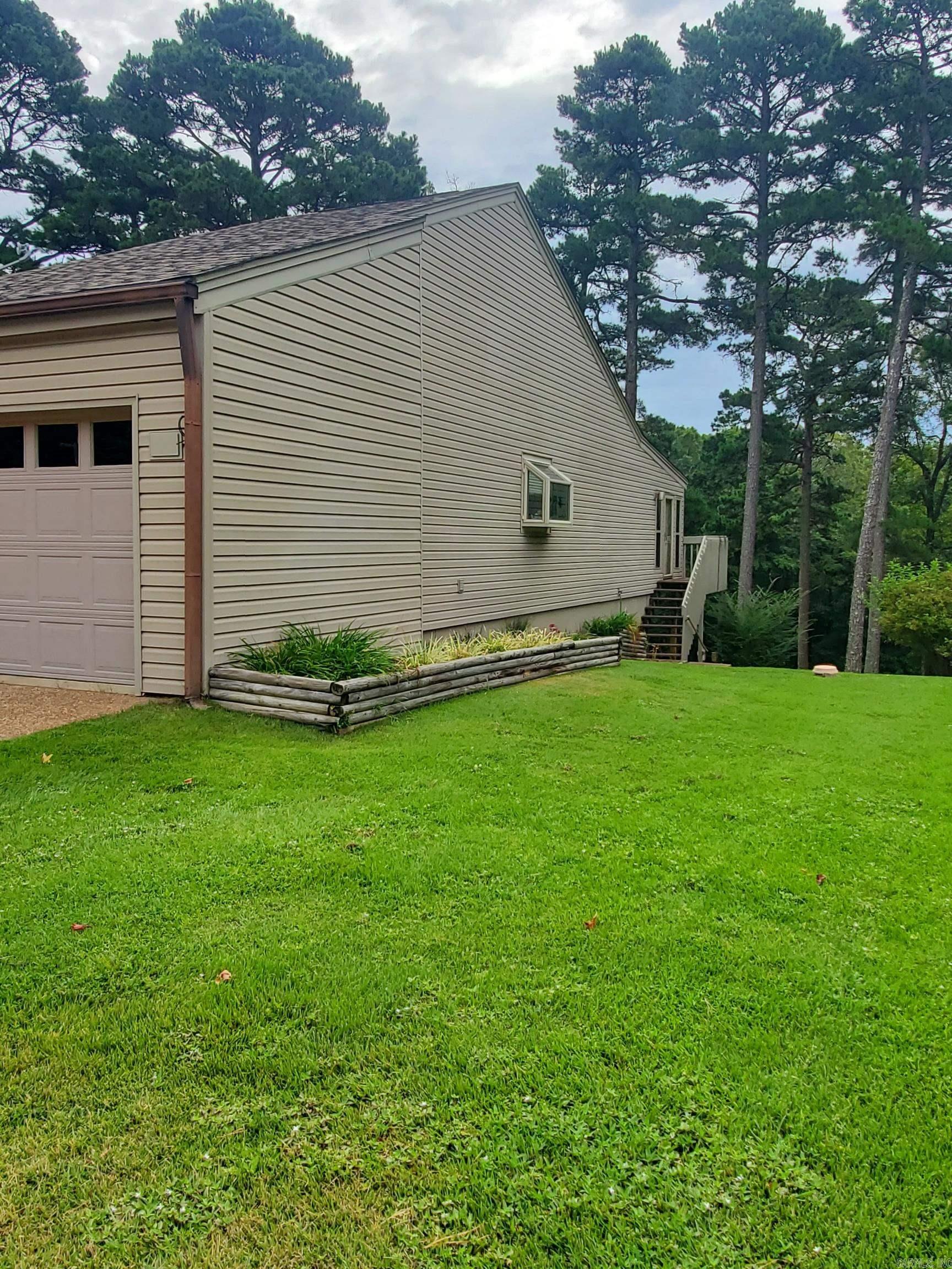 Country Club Ridge Town - Residential