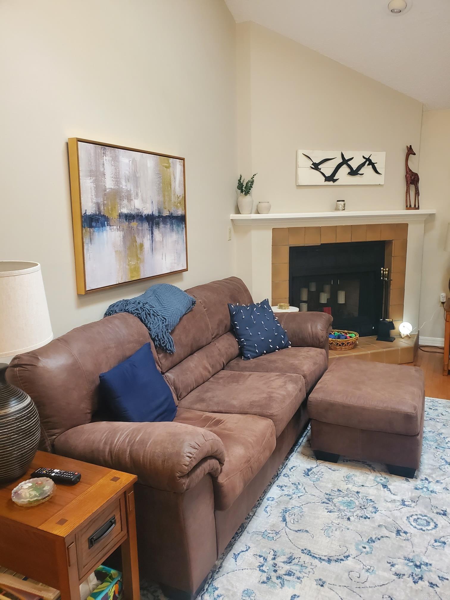 Country Club Ridge Town - Residential