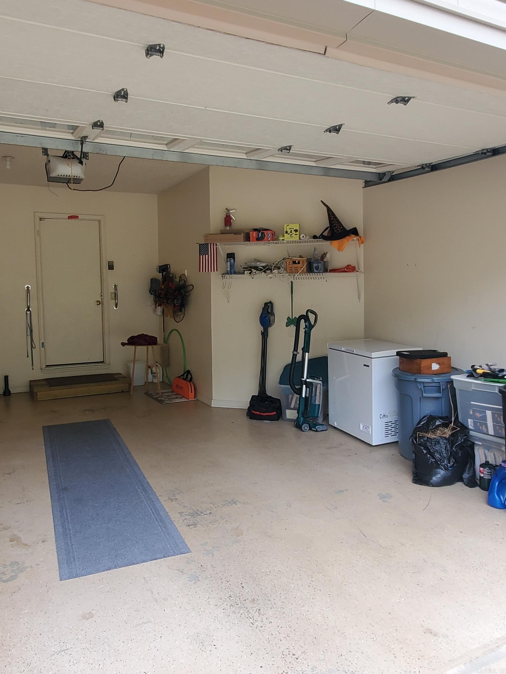 Country Club Ridge Town - Residential