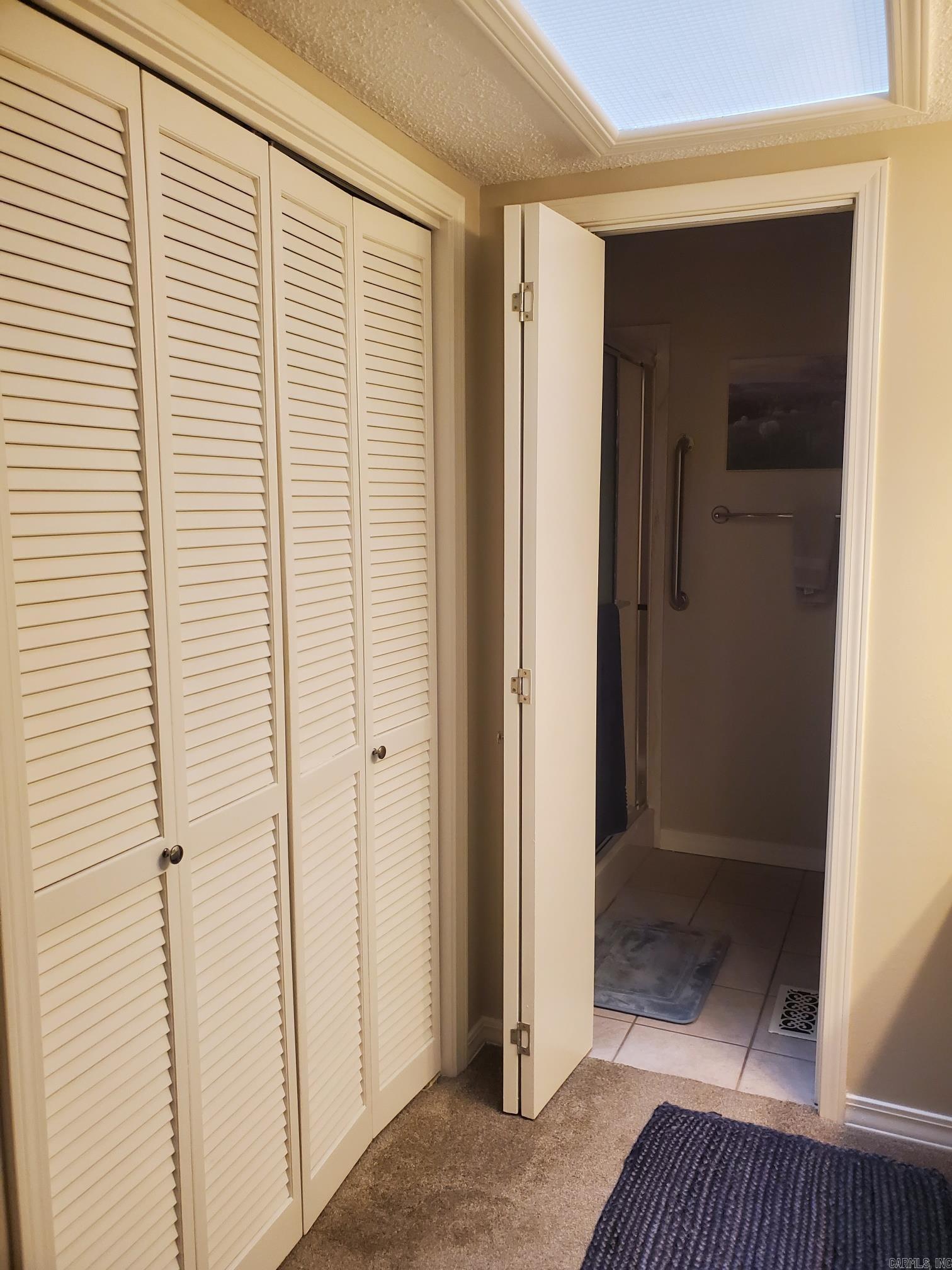 Country Club Ridge Town - Residential