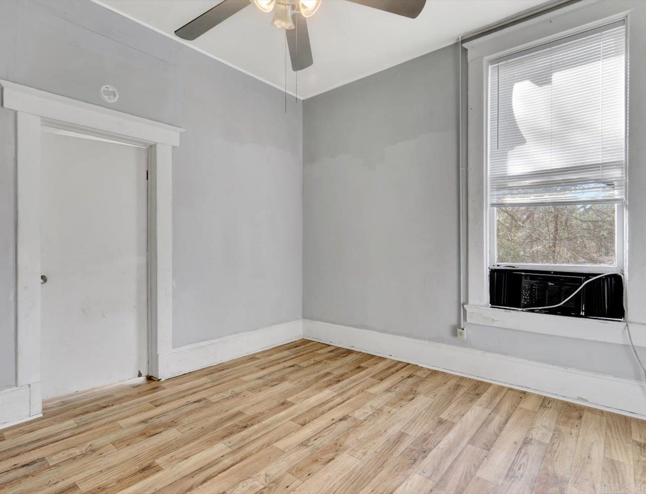 Metes & Bounds - Residential Income