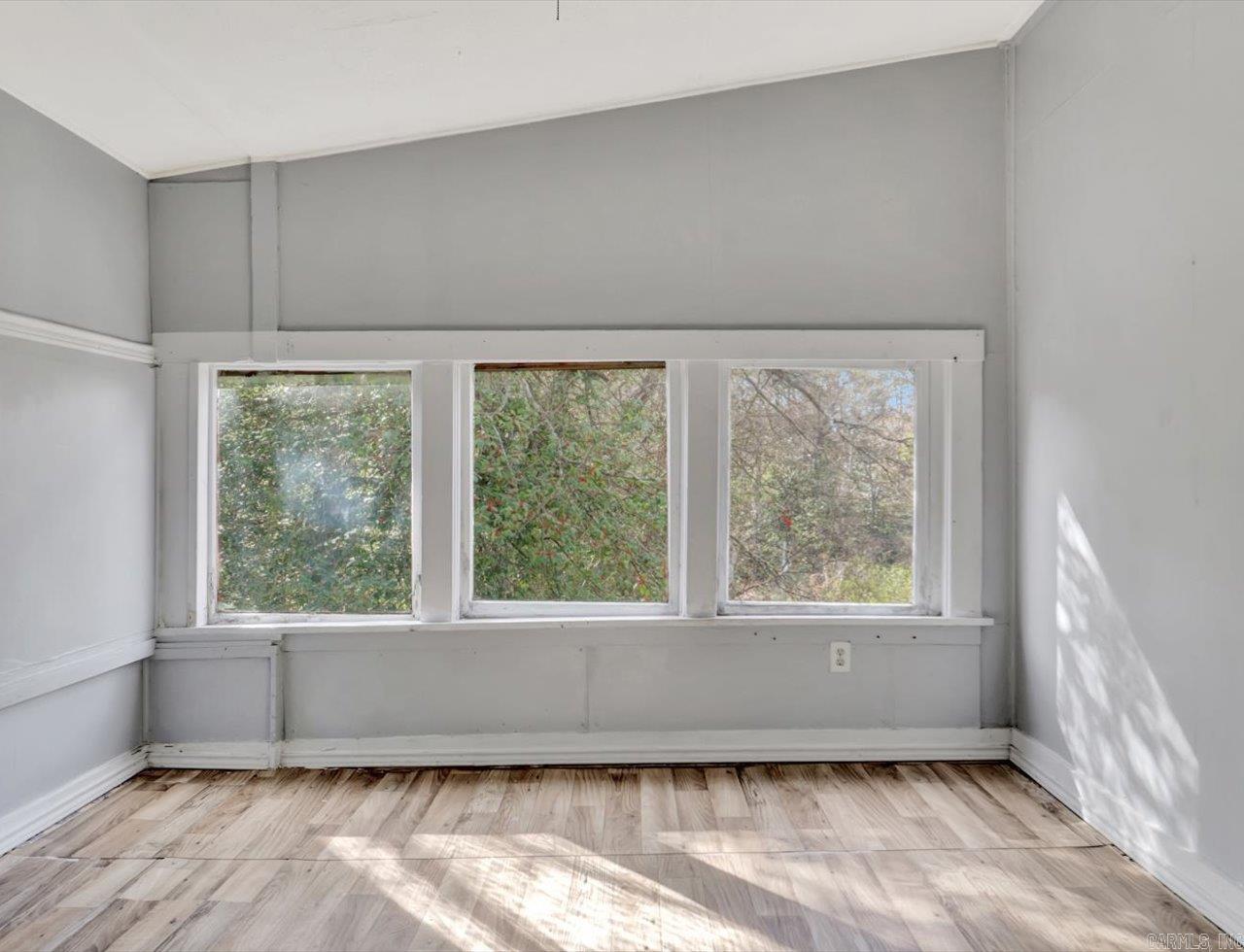 Metes & Bounds - Residential Income