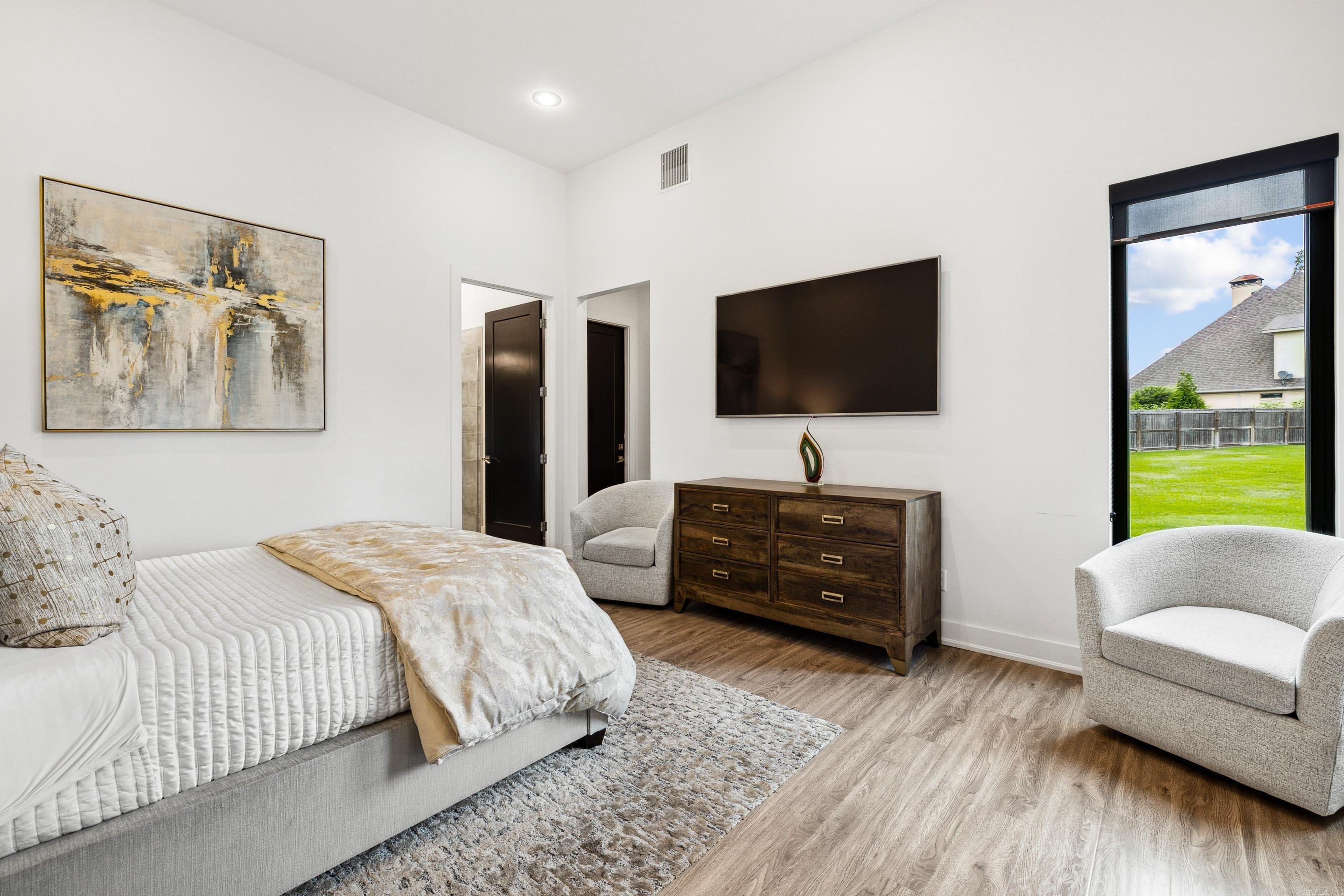 WEST LAKE VILLAGE - Residential