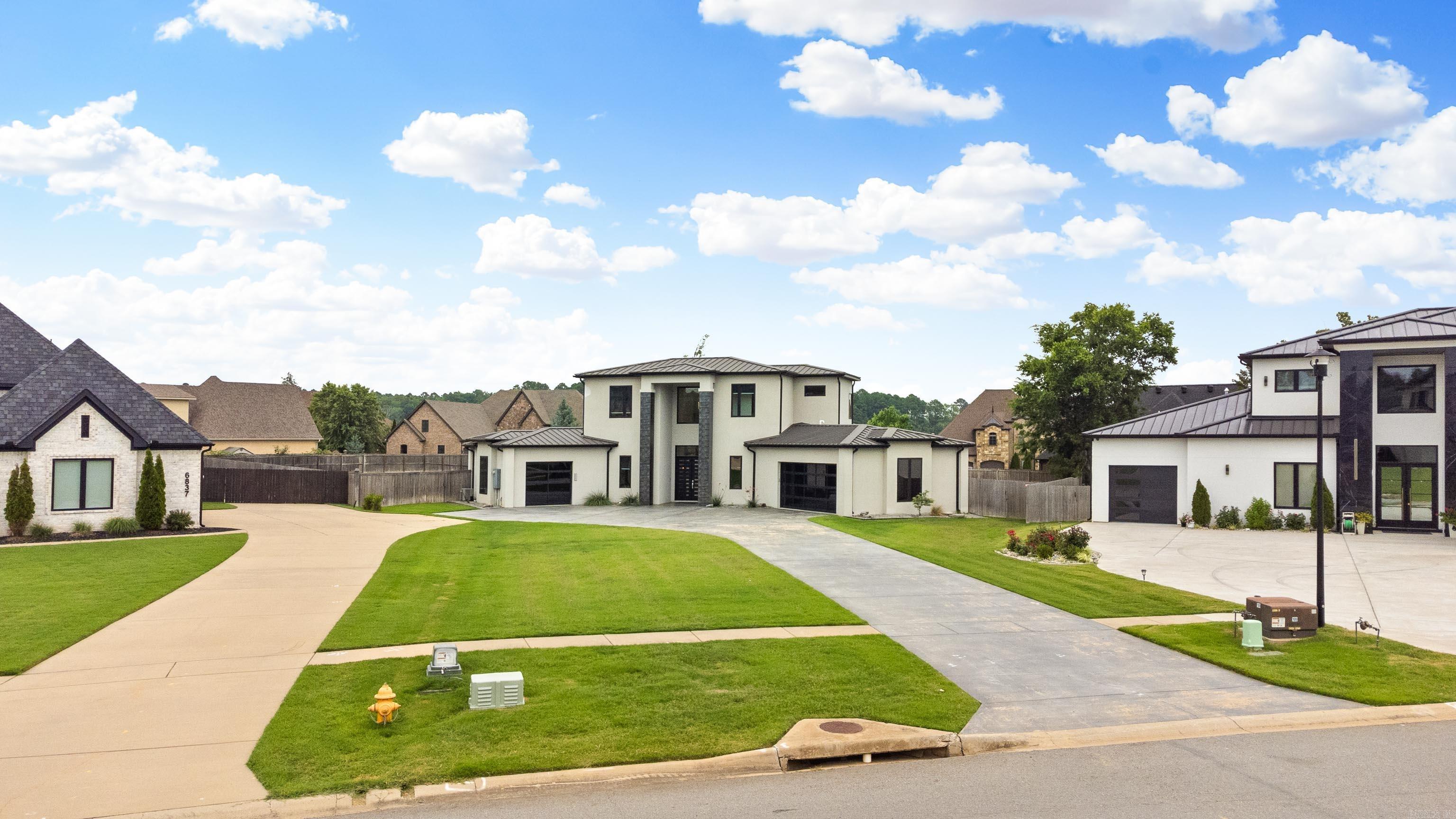 WEST LAKE VILLAGE - Residential