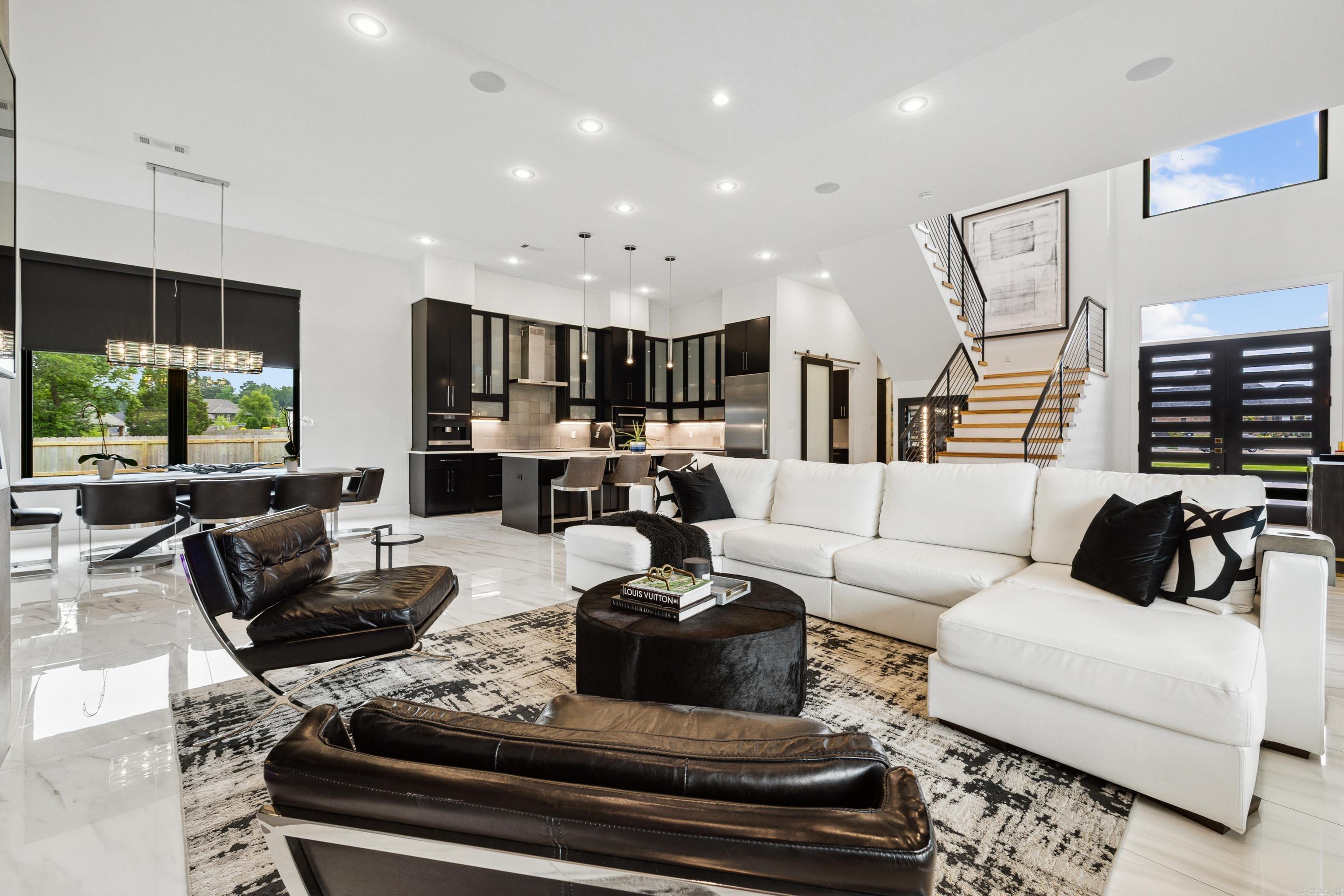 WEST LAKE VILLAGE - Residential