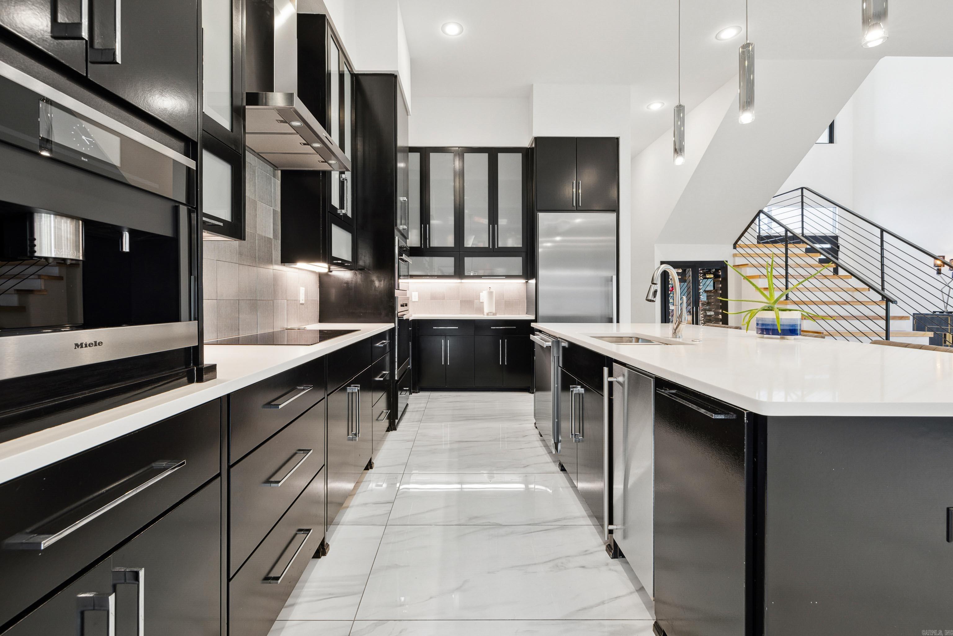 WEST LAKE VILLAGE - Residential