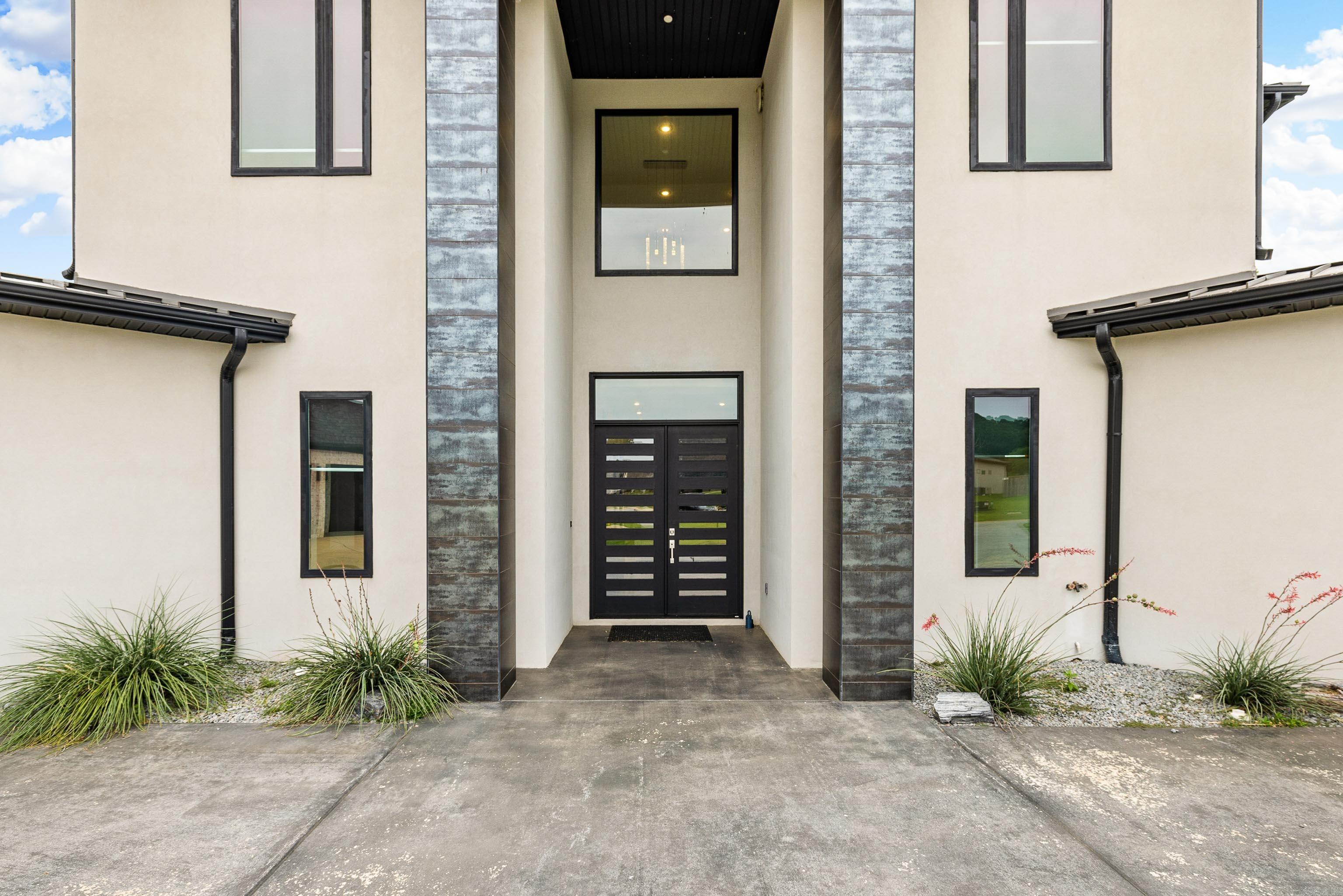WEST LAKE VILLAGE - Residential