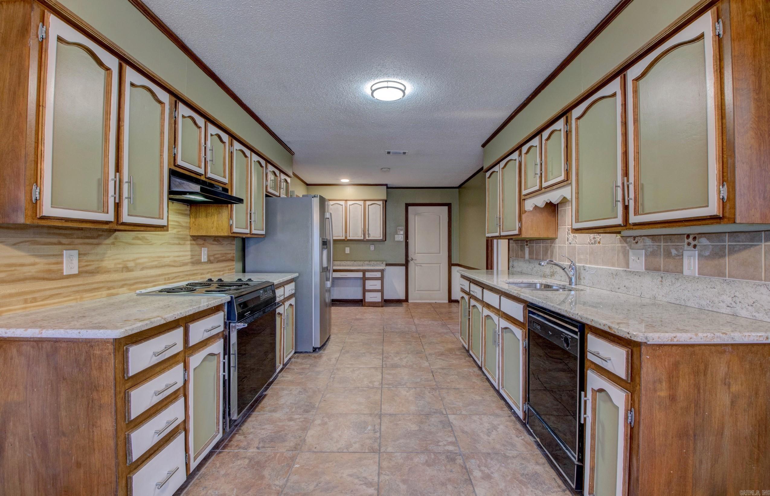 OTTER CREEK COMMUNITY - Residential