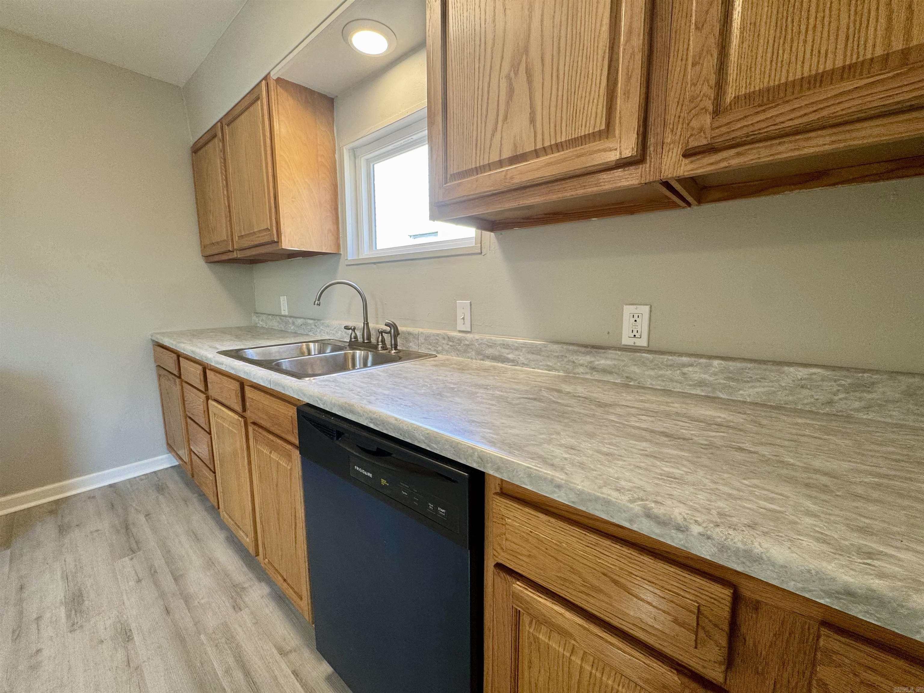 CHERRY & COX - Residential