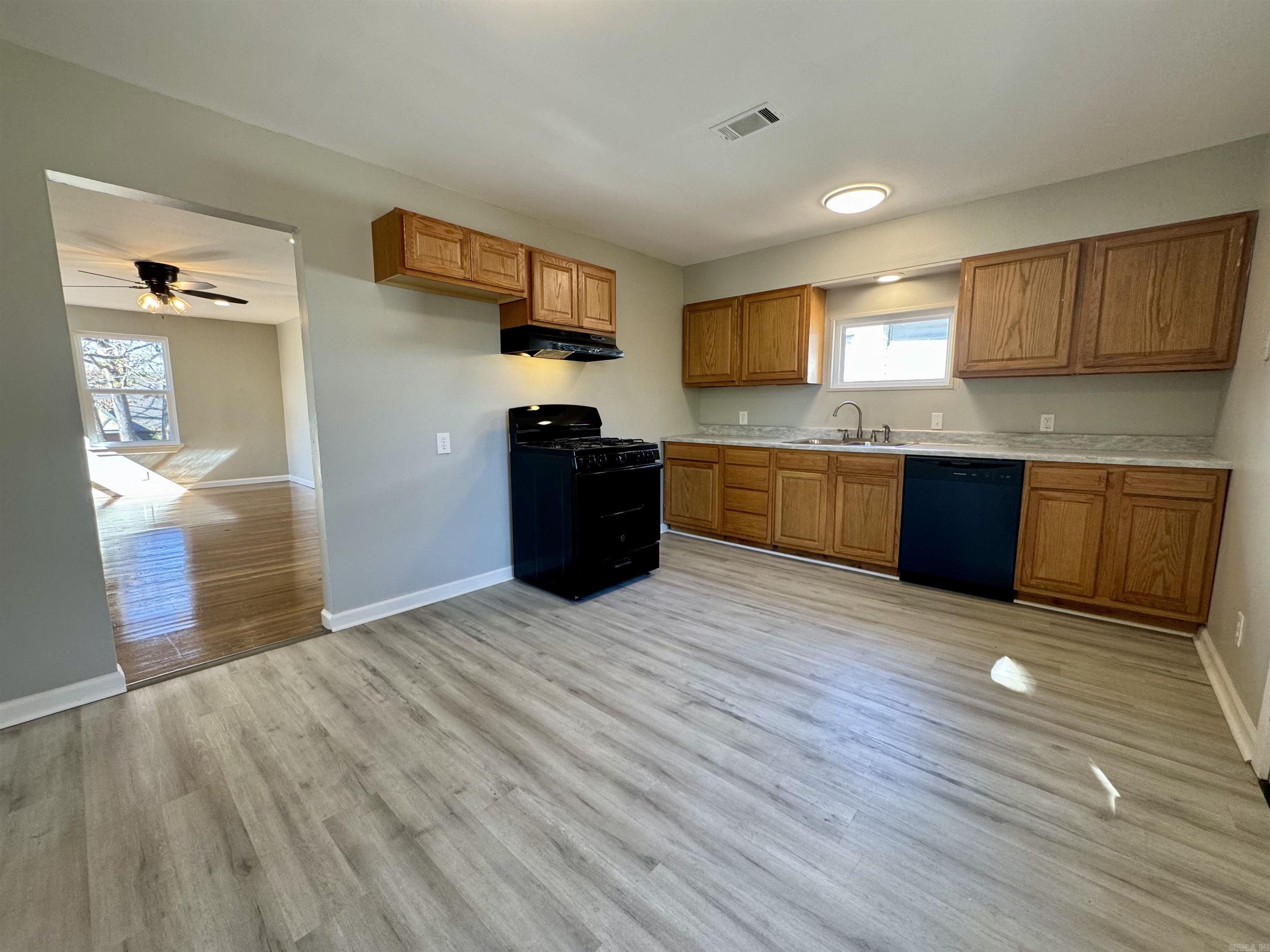 CHERRY & COX - Residential