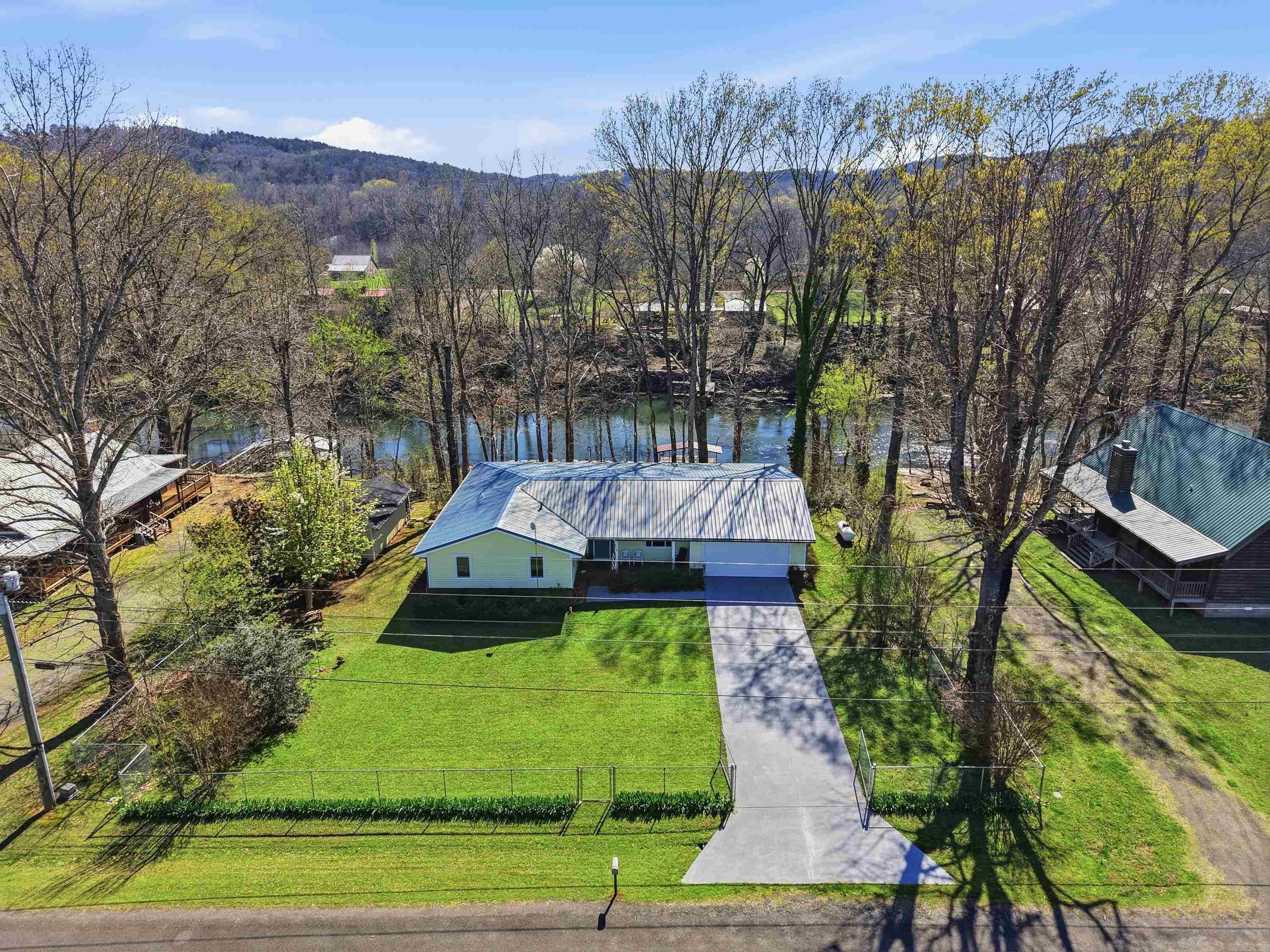 River Drive Estates - Residential