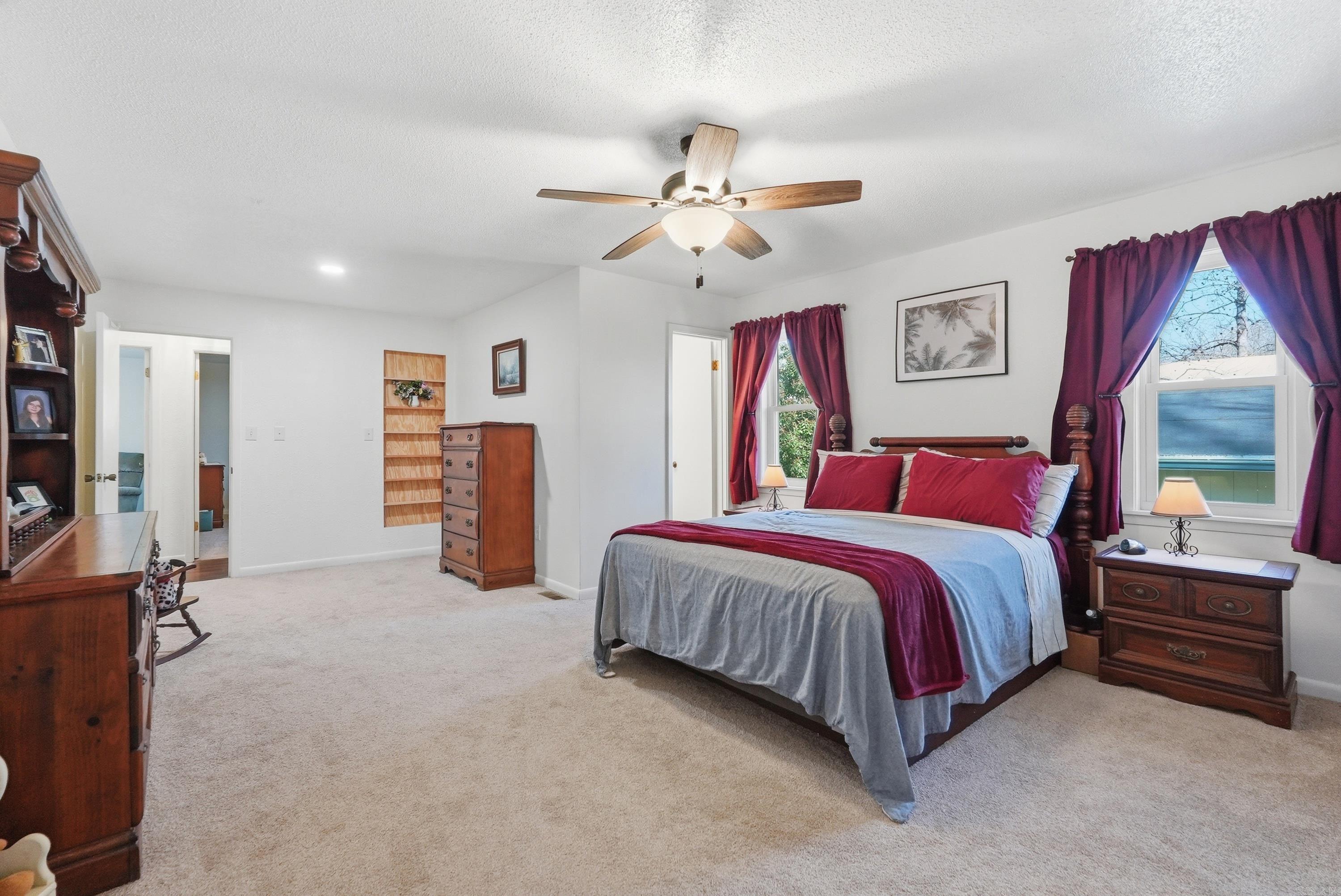 River Drive Estates - Residential