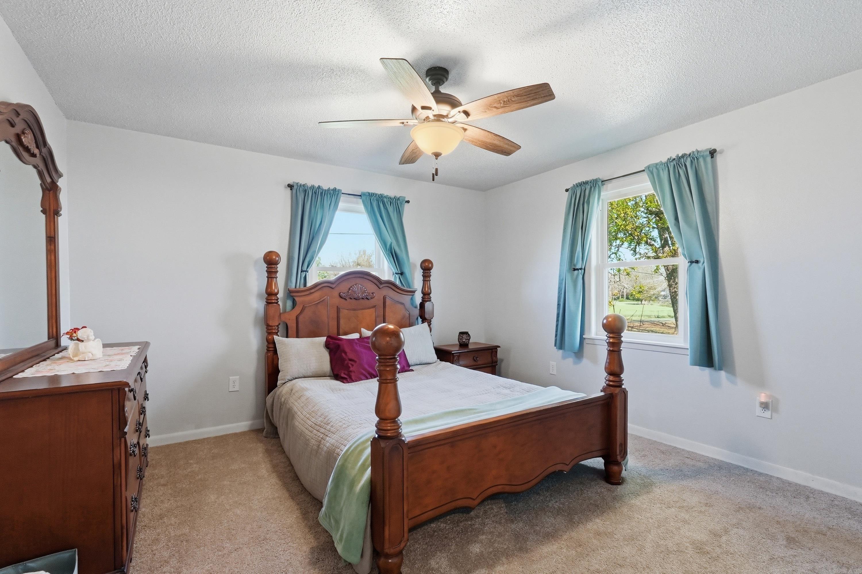 River Drive Estates - Residential