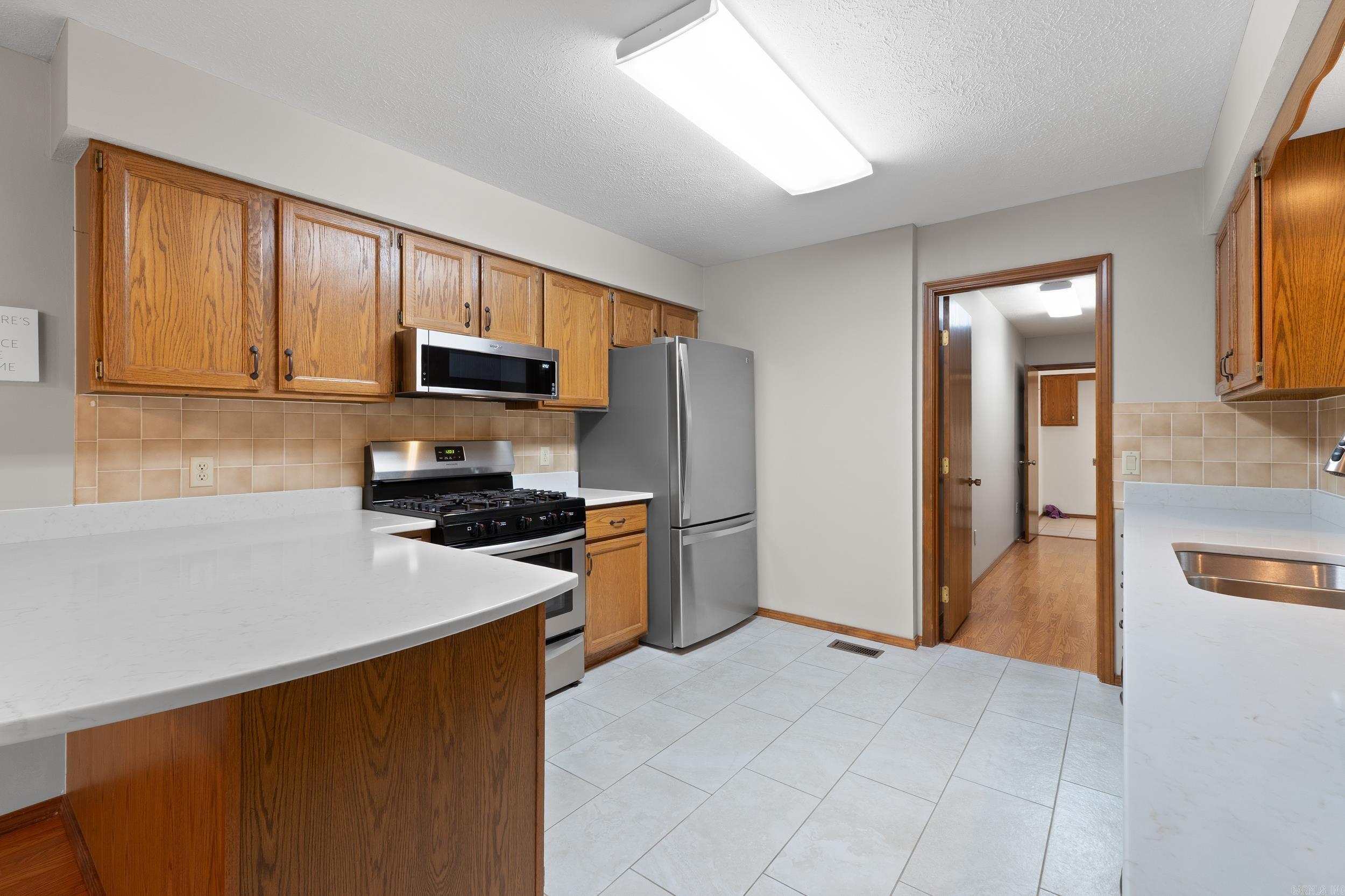 NORTHERN HILLS ESTATES - Residential