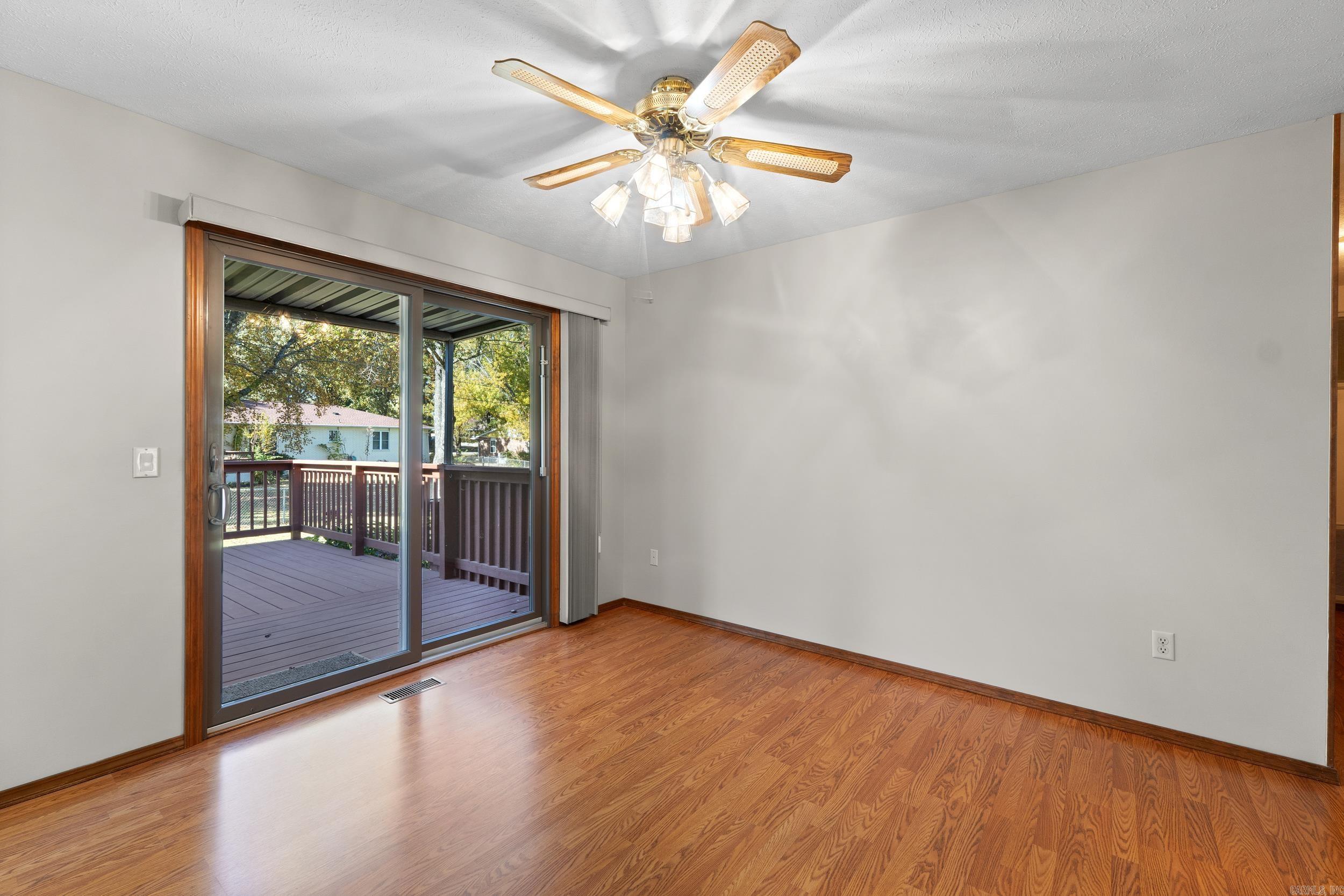 NORTHERN HILLS ESTATES - Residential