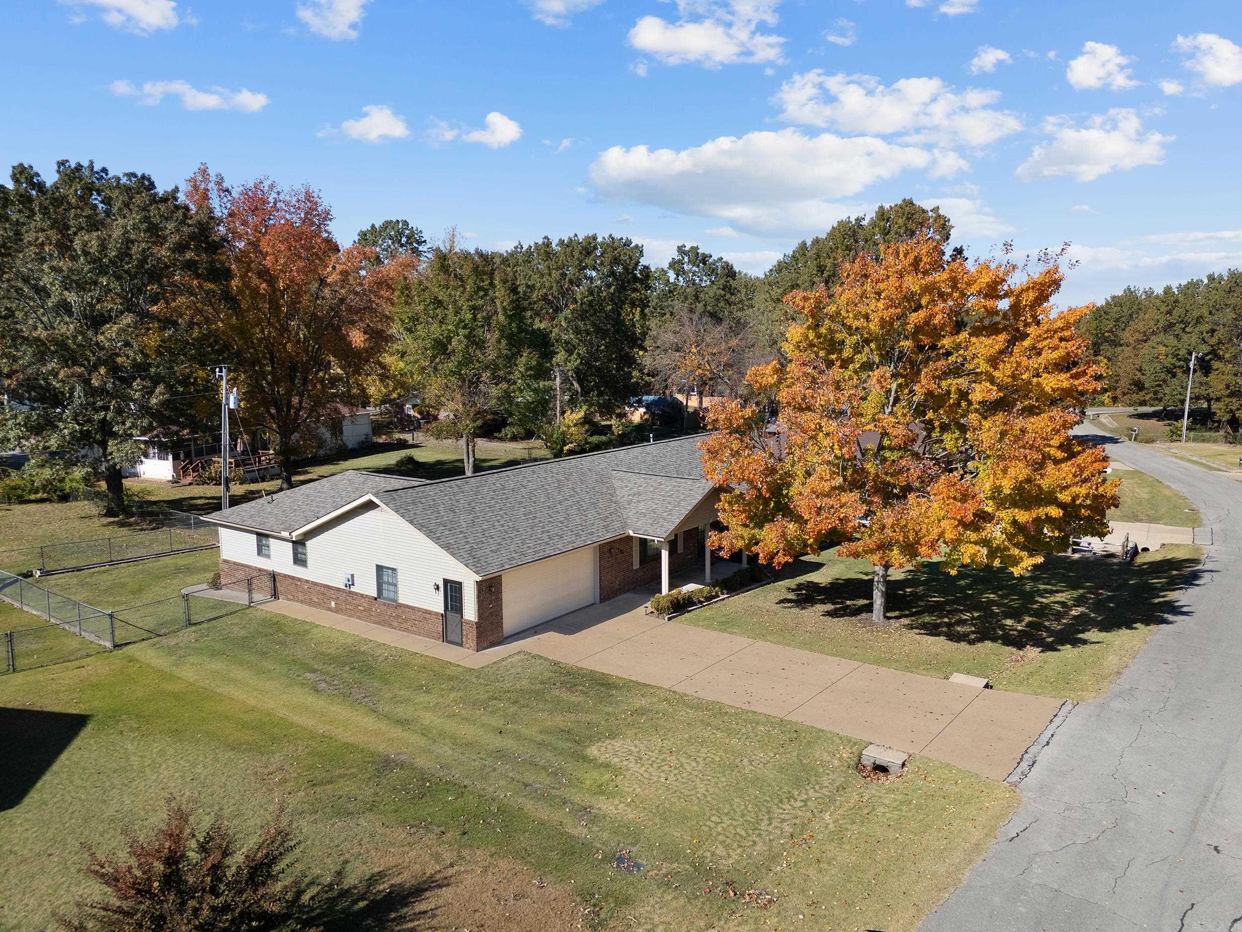 NORTHERN HILLS ESTATES - Residential