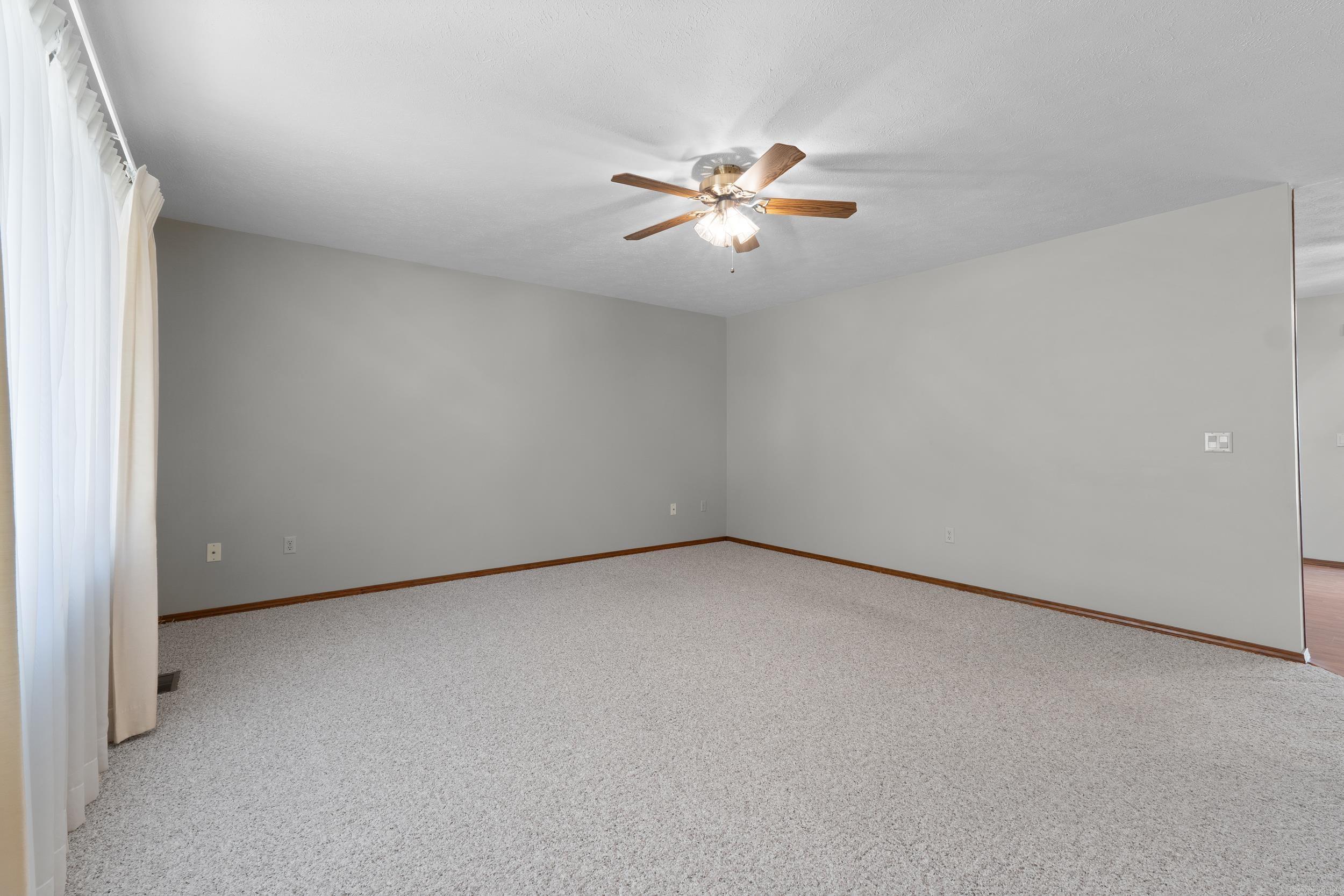 NORTHERN HILLS ESTATES - Residential