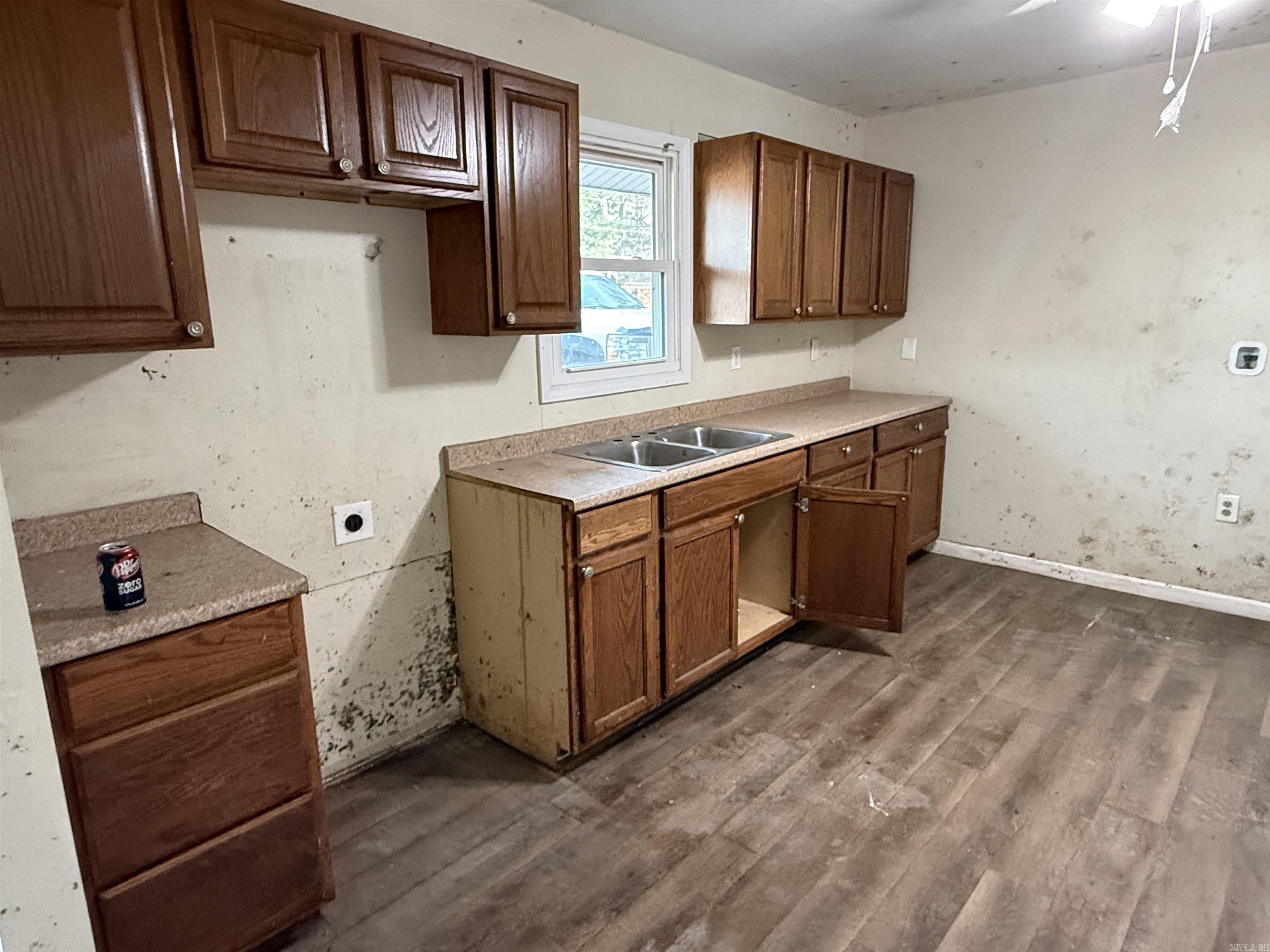 CASTLEBERRY - Residential