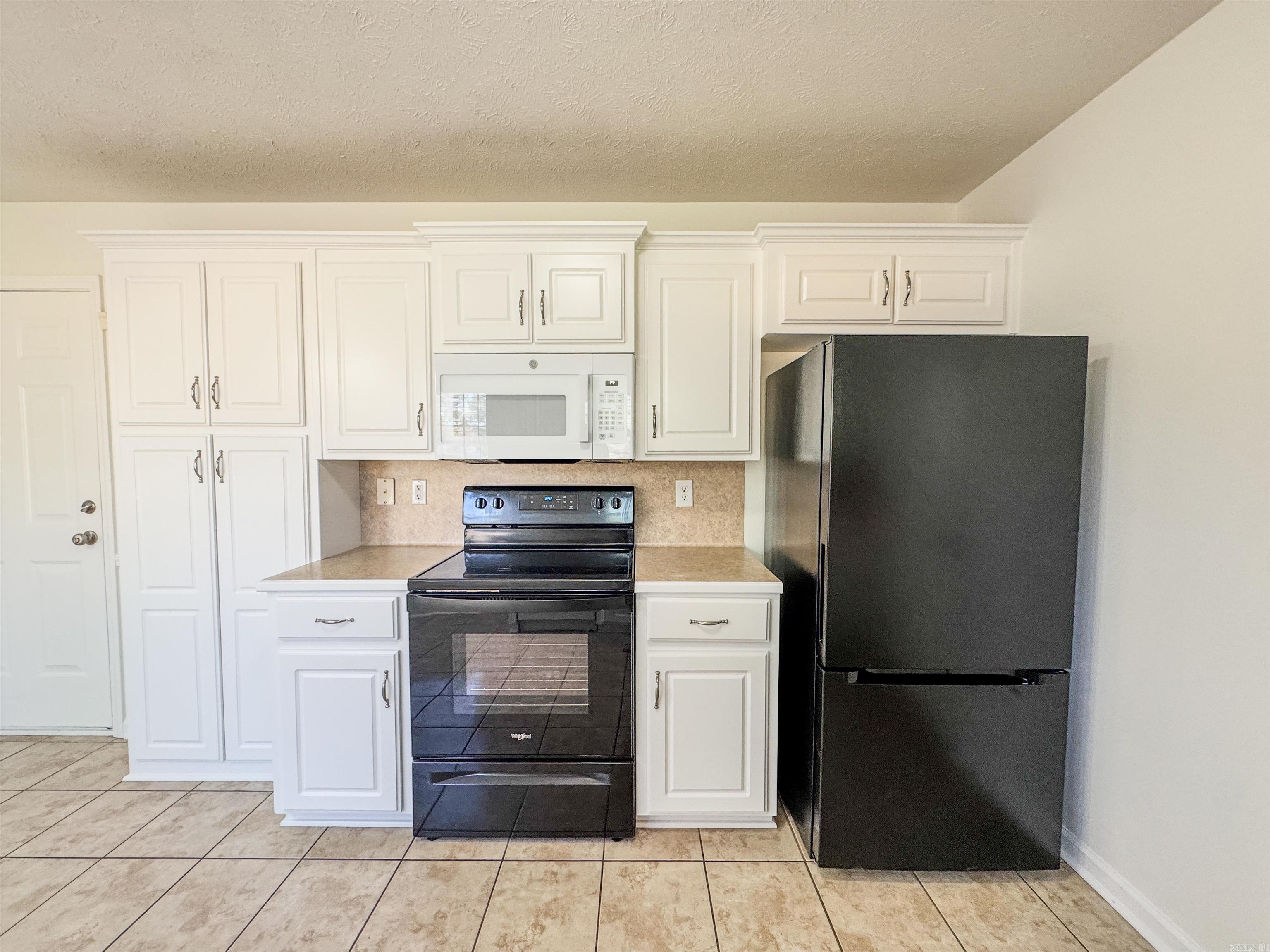 Moore & Martin - Residential Lease