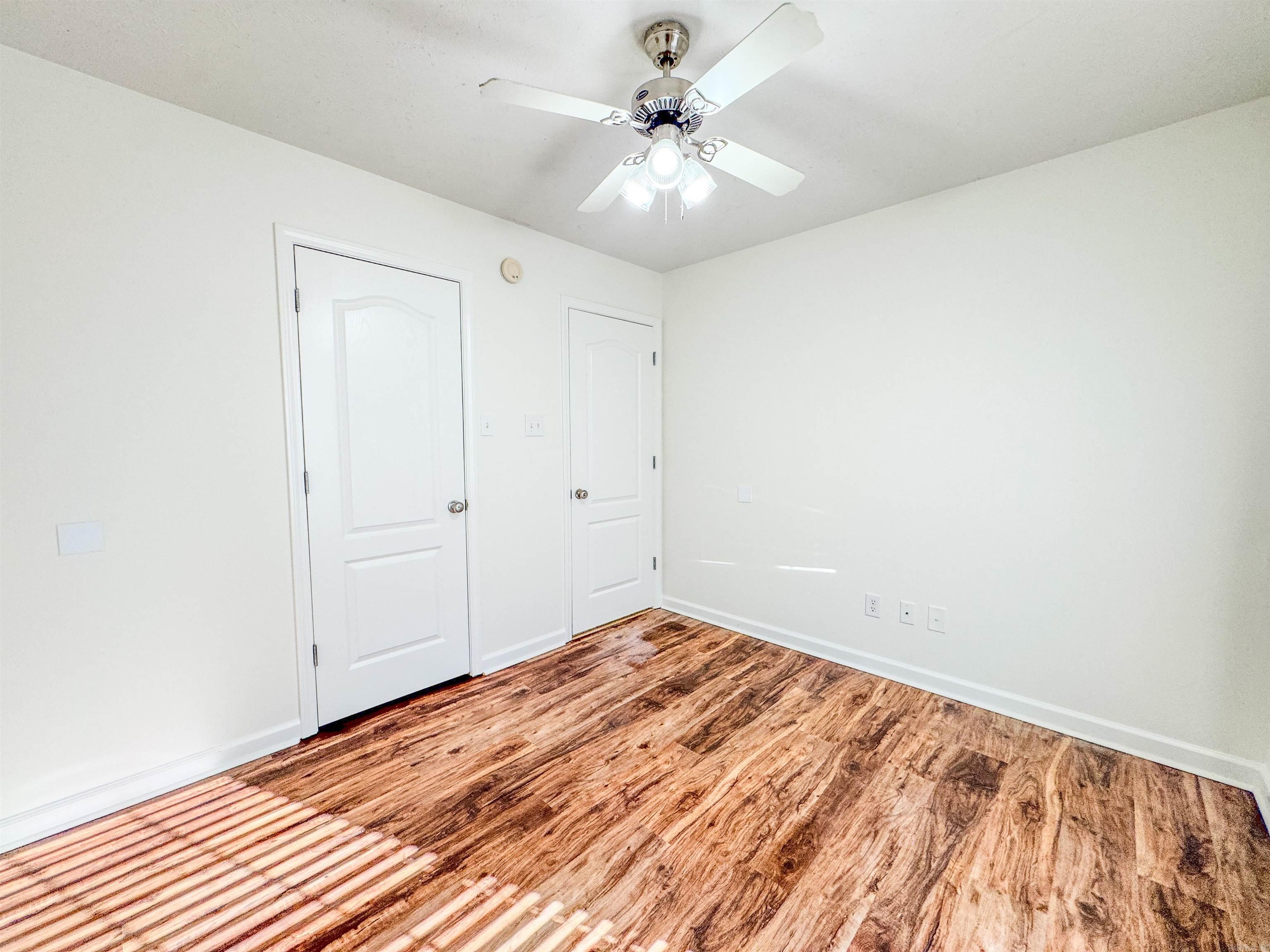 Moore & Martin - Residential Lease