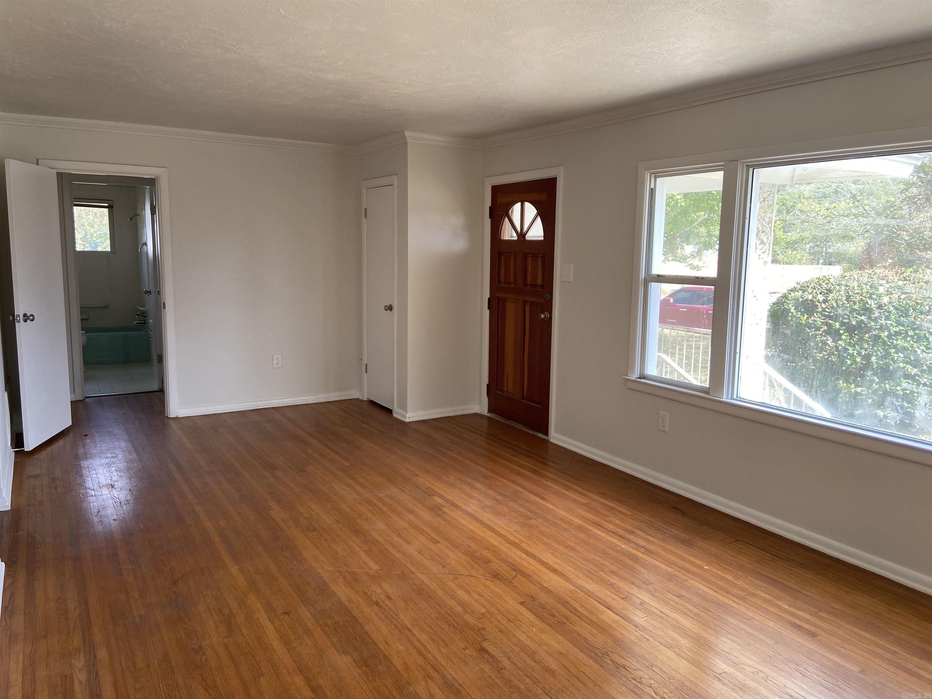 VALLEY VIEW - Residential