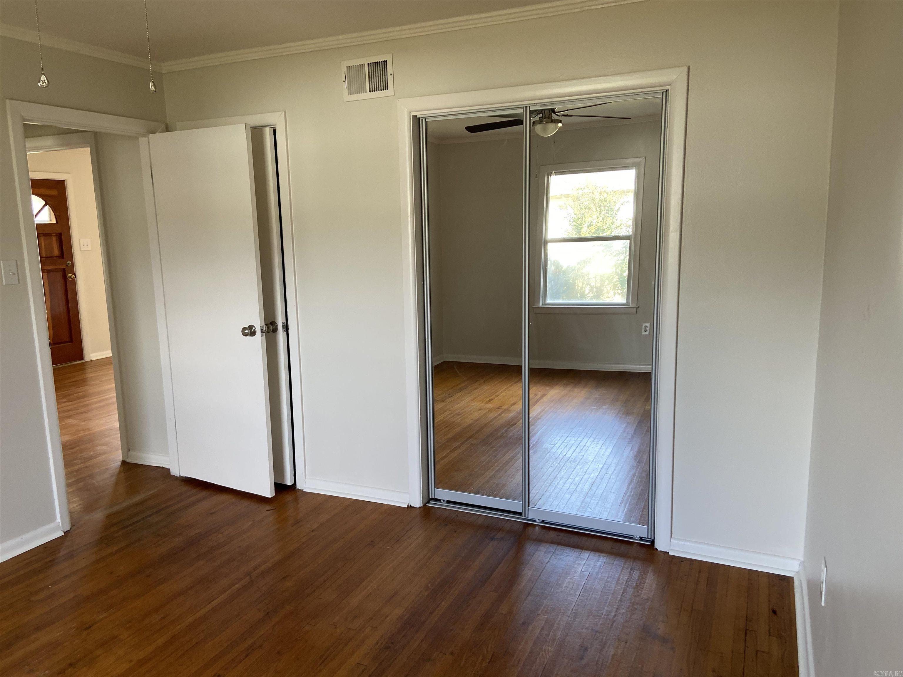 VALLEY VIEW - Residential