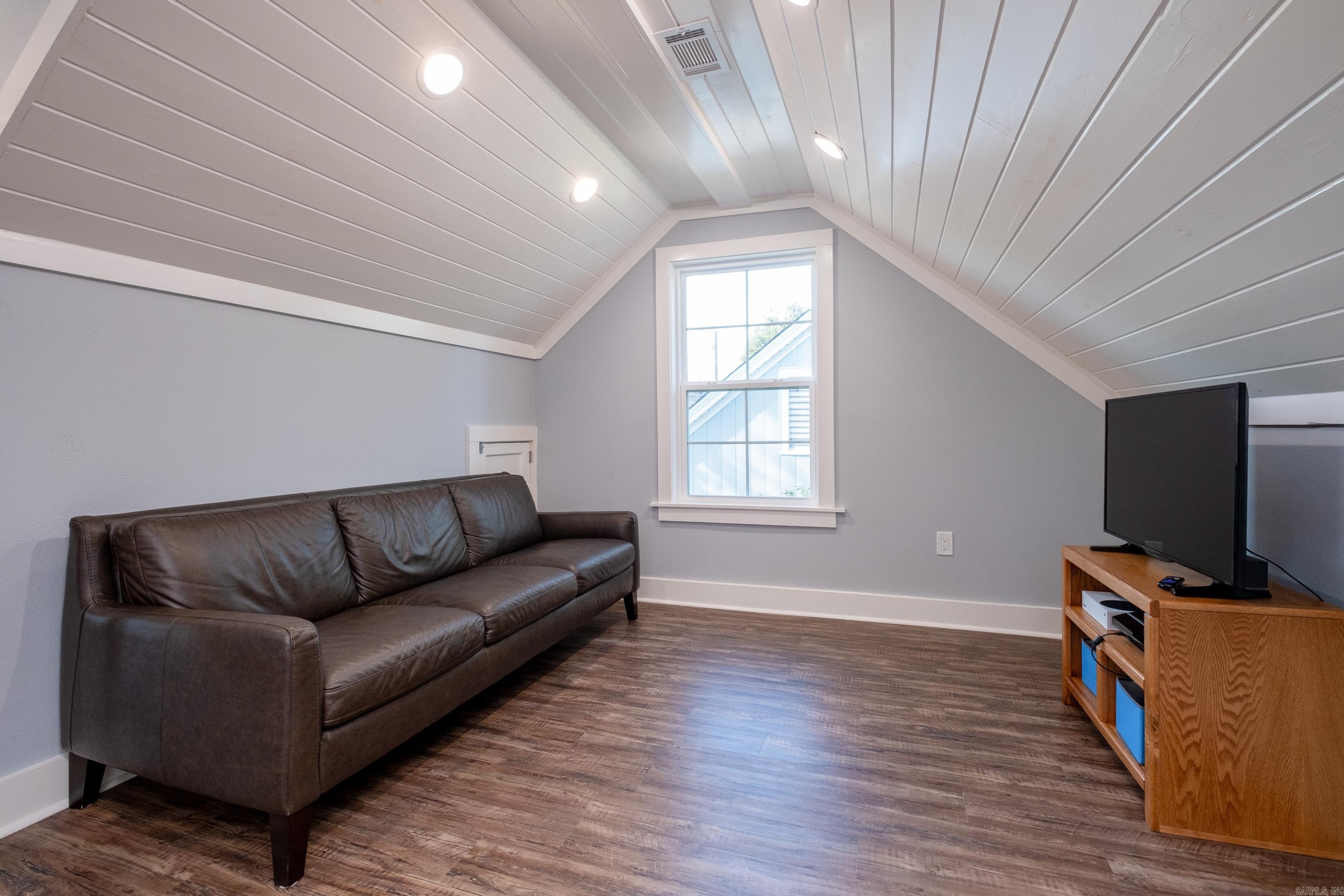 Englewood L1 - Residential