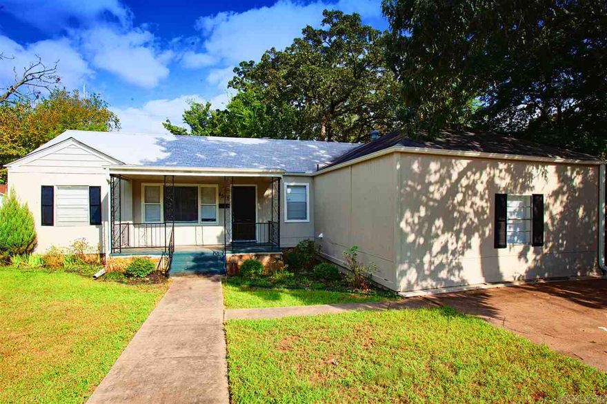 Great 4 bedroom with 2 full bathrooms located  in North Little Rock! Formal living room and dinning room. New flooring and paint, New kitchen, cabinets, and appliances. Laundry room right off the kitchen. Cute little covered porch. Nice size yard. The lease for this property is for two years with a 3% increase after the first year and income has to be three times the amount of rent. NO SECTION 8.