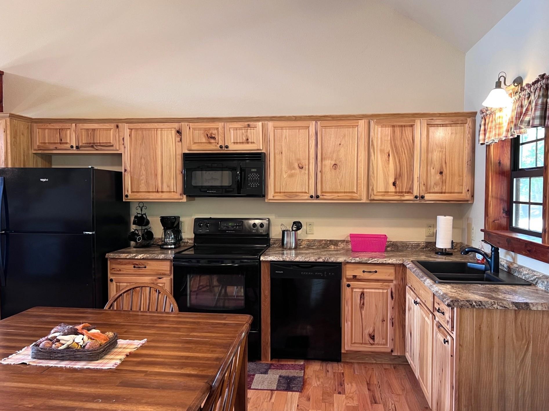 MULLETT'S LANDING - Residential