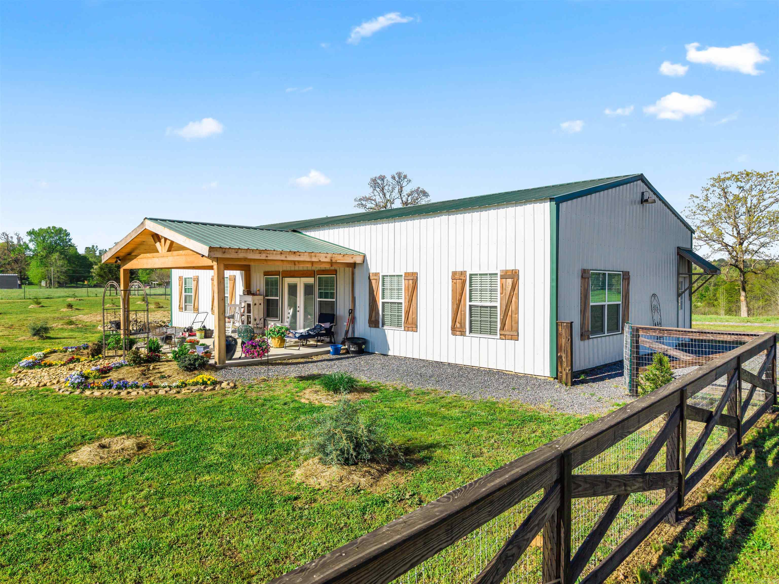 Metes & Bounds - Residential