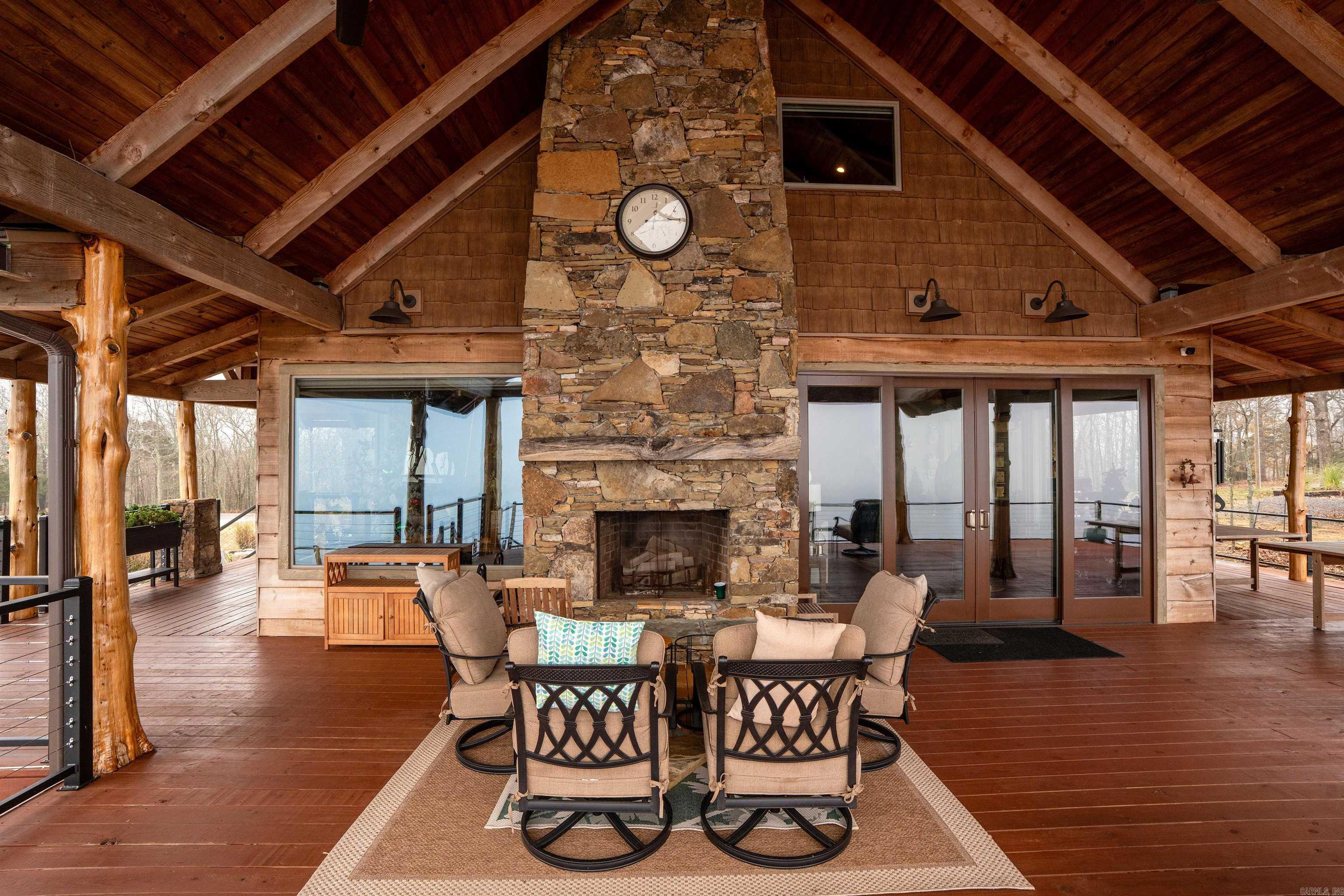 ANCHOR HEIGHTS - Residential