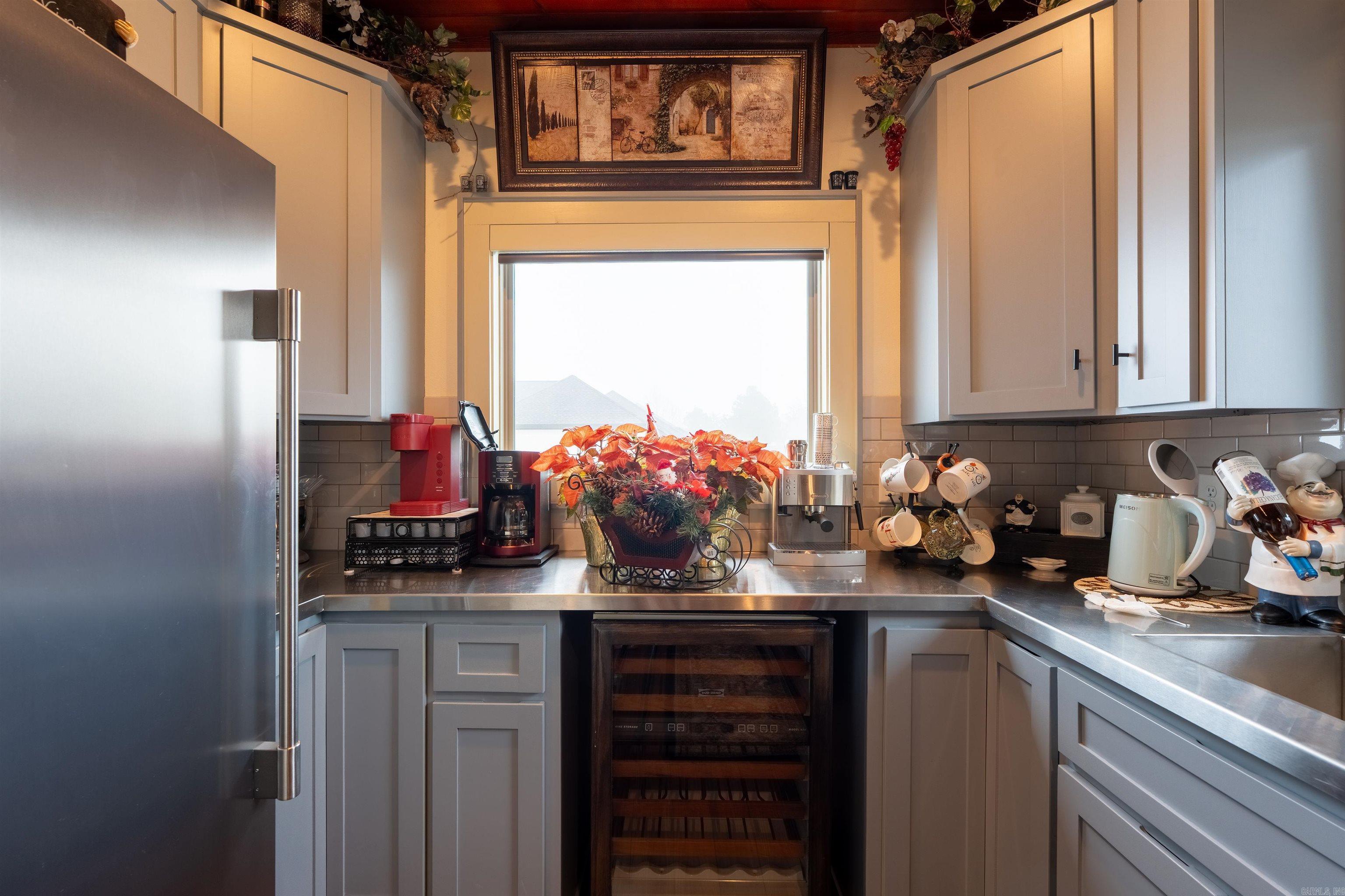 ANCHOR HEIGHTS - Residential