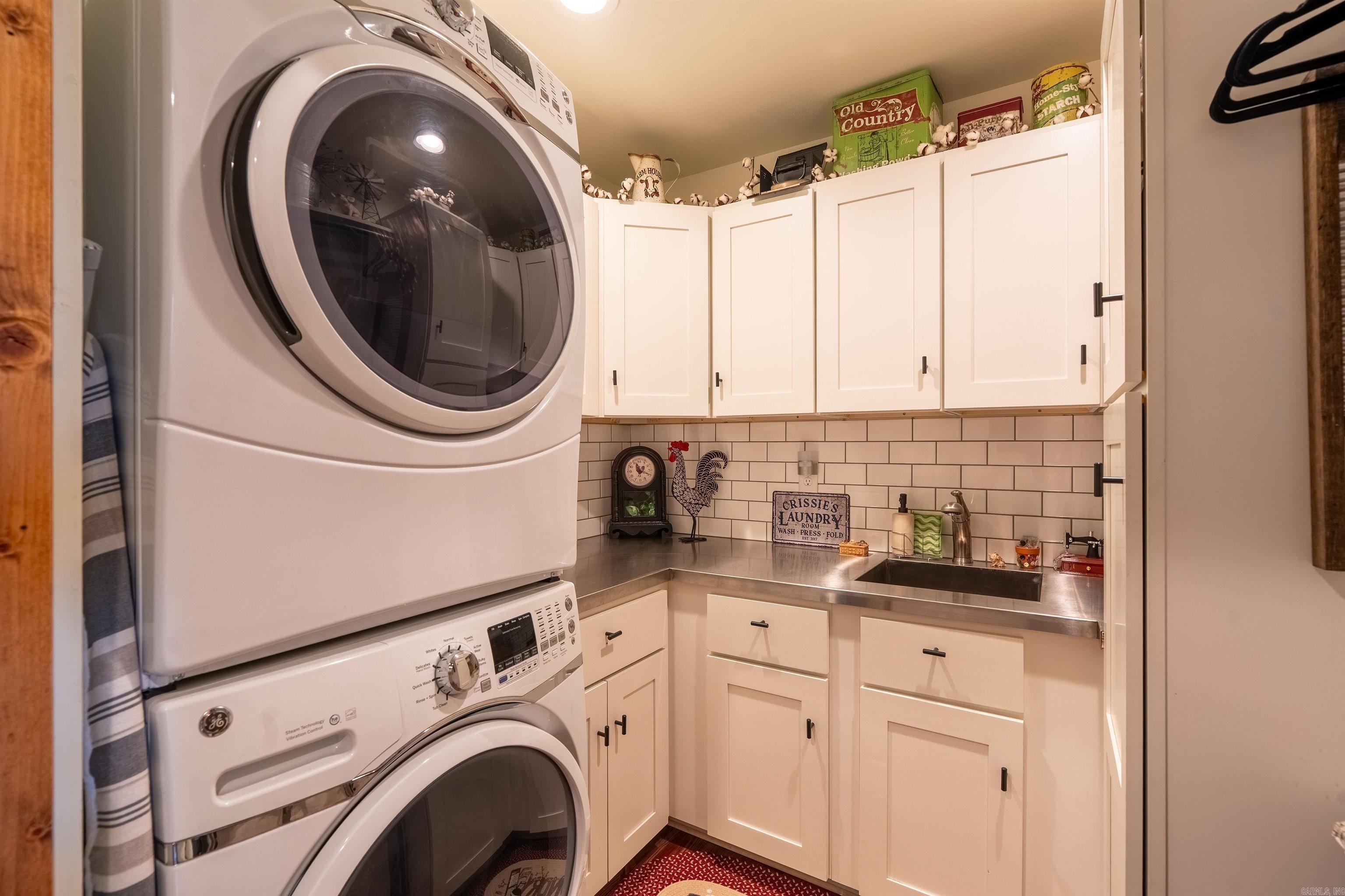 ANCHOR HEIGHTS - Residential