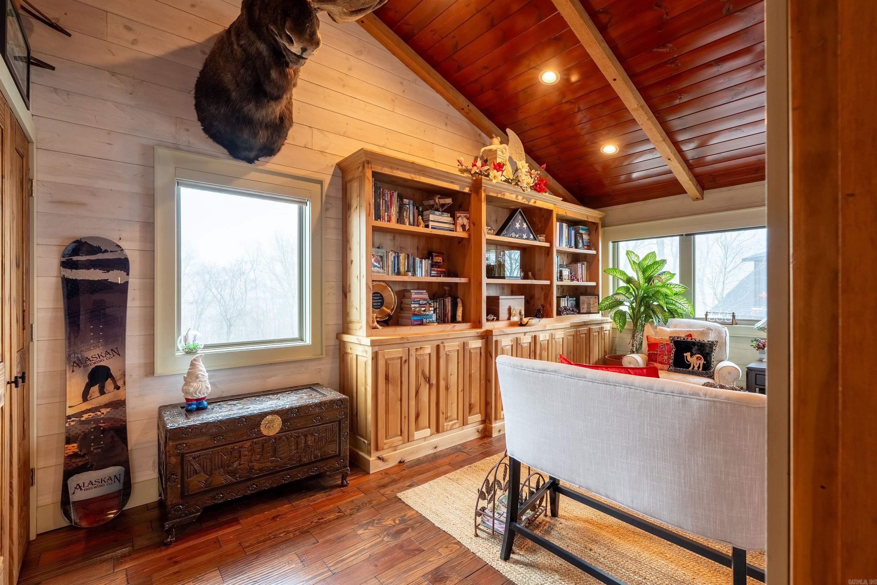 ANCHOR HEIGHTS - Residential