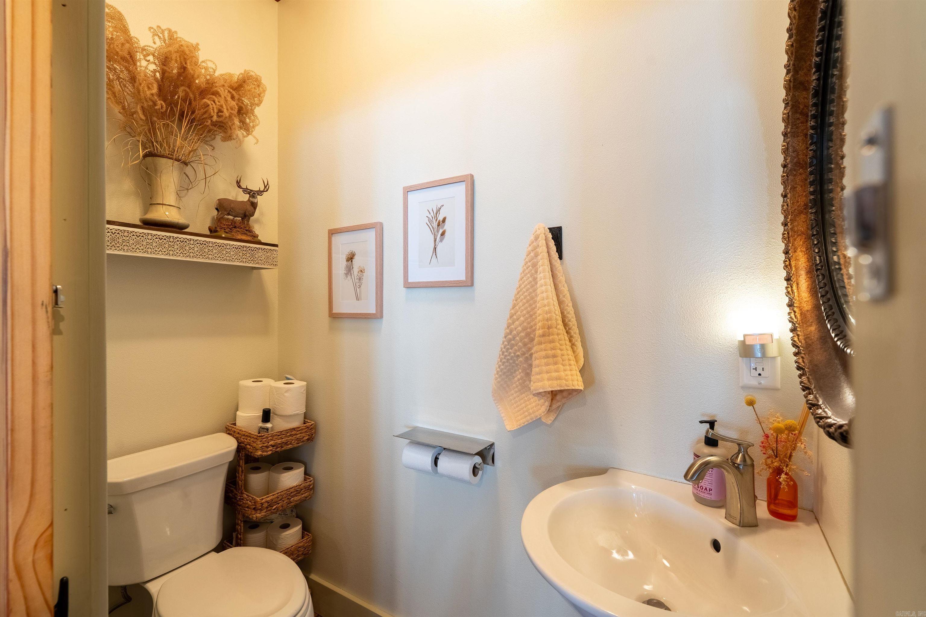 ANCHOR HEIGHTS - Residential