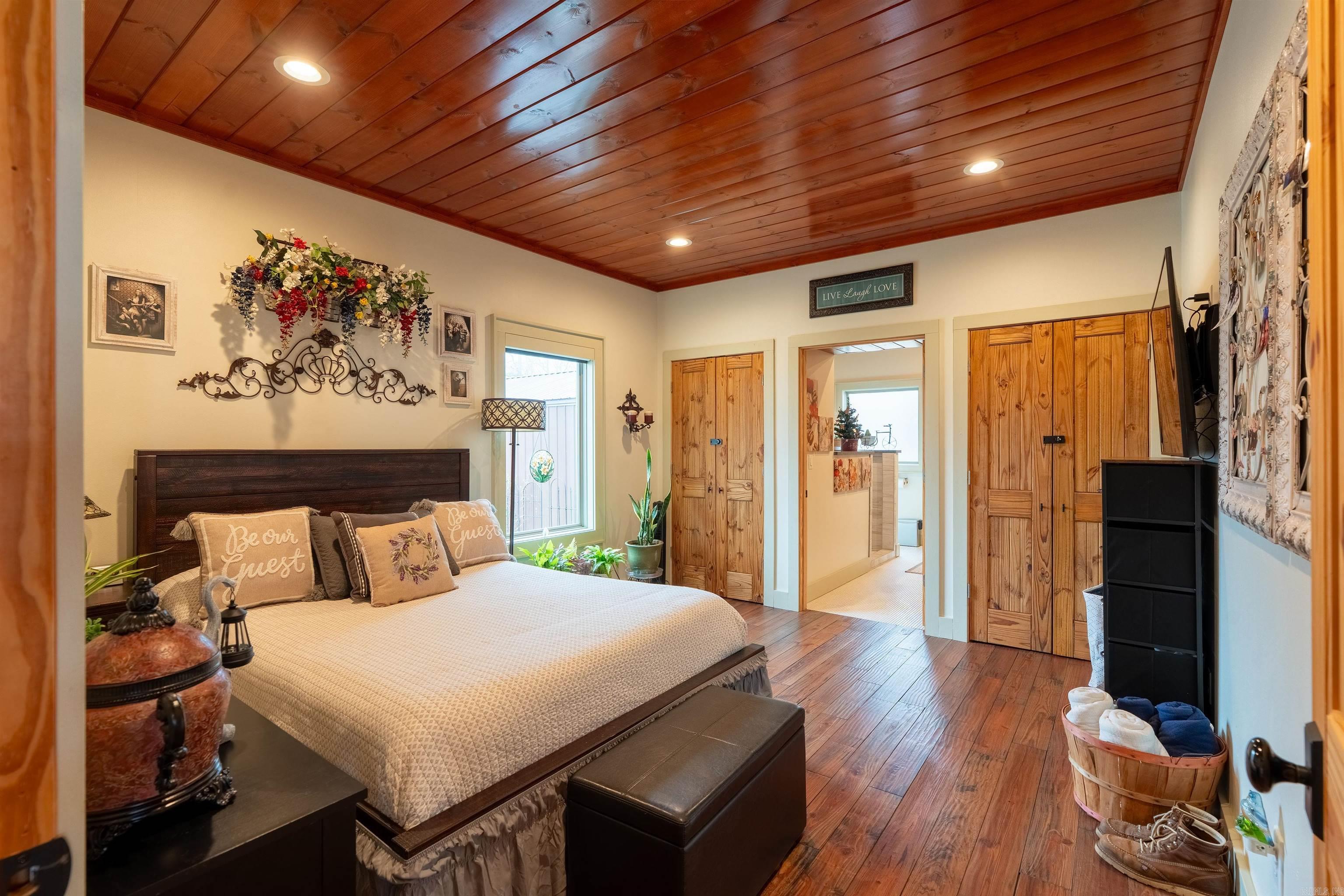 ANCHOR HEIGHTS - Residential