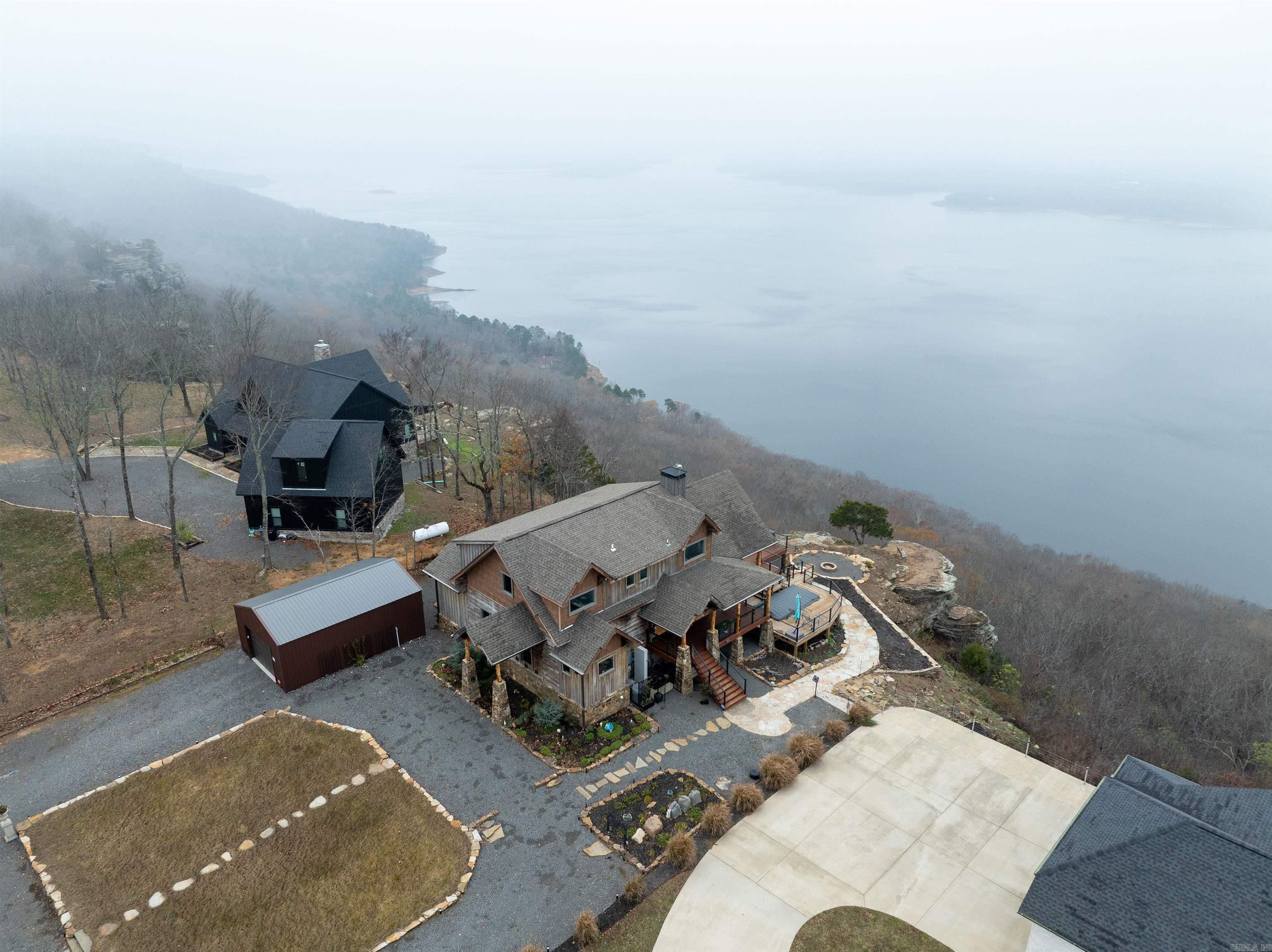 ANCHOR HEIGHTS - Residential