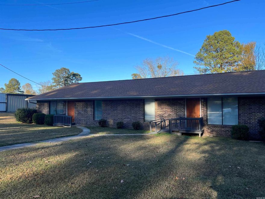 Brick , 2 bed 2 bath brick duplex with family room, full kitchen, laundry area and outside storage. Duplex A has been newly renovated with new paint. new hvac, luxury vinyl flooring, updated bathrooms and is move in ready, Duplex B is fully functional but has not been remodeled Call to schedule your showings today!