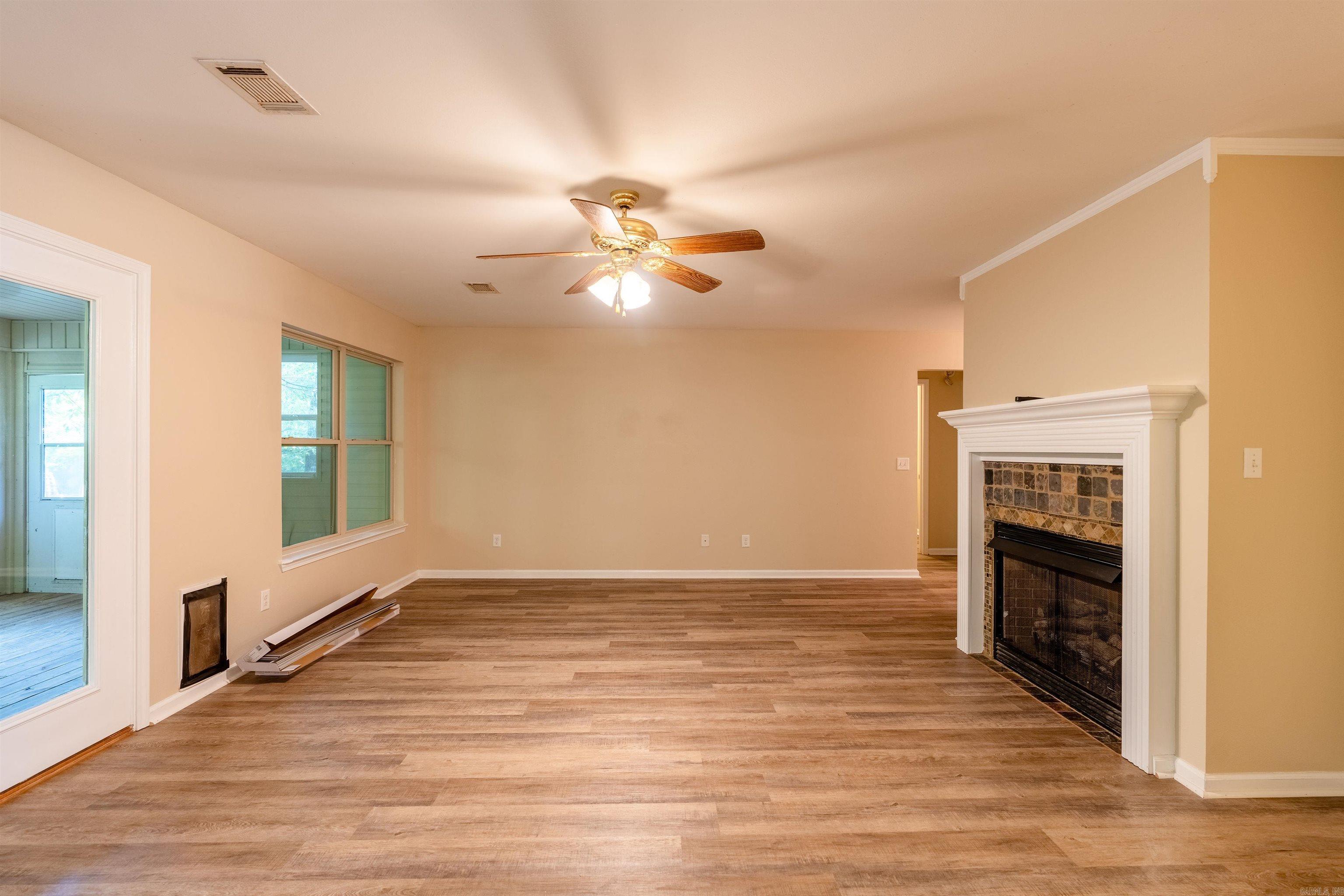 TABLEROCK ESTATES - LAKE - Residential