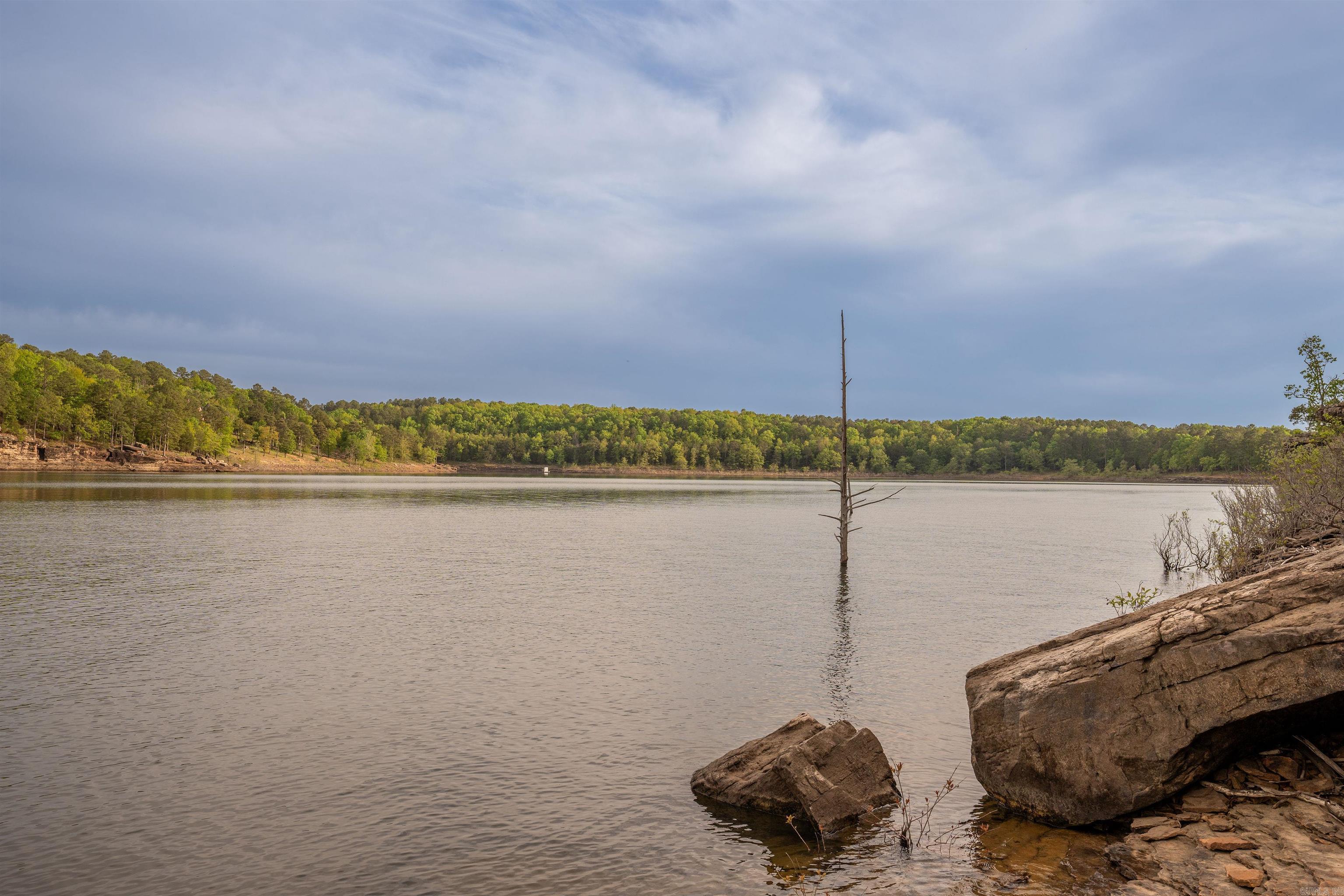 TABLEROCK ESTATES - LAKE - Residential