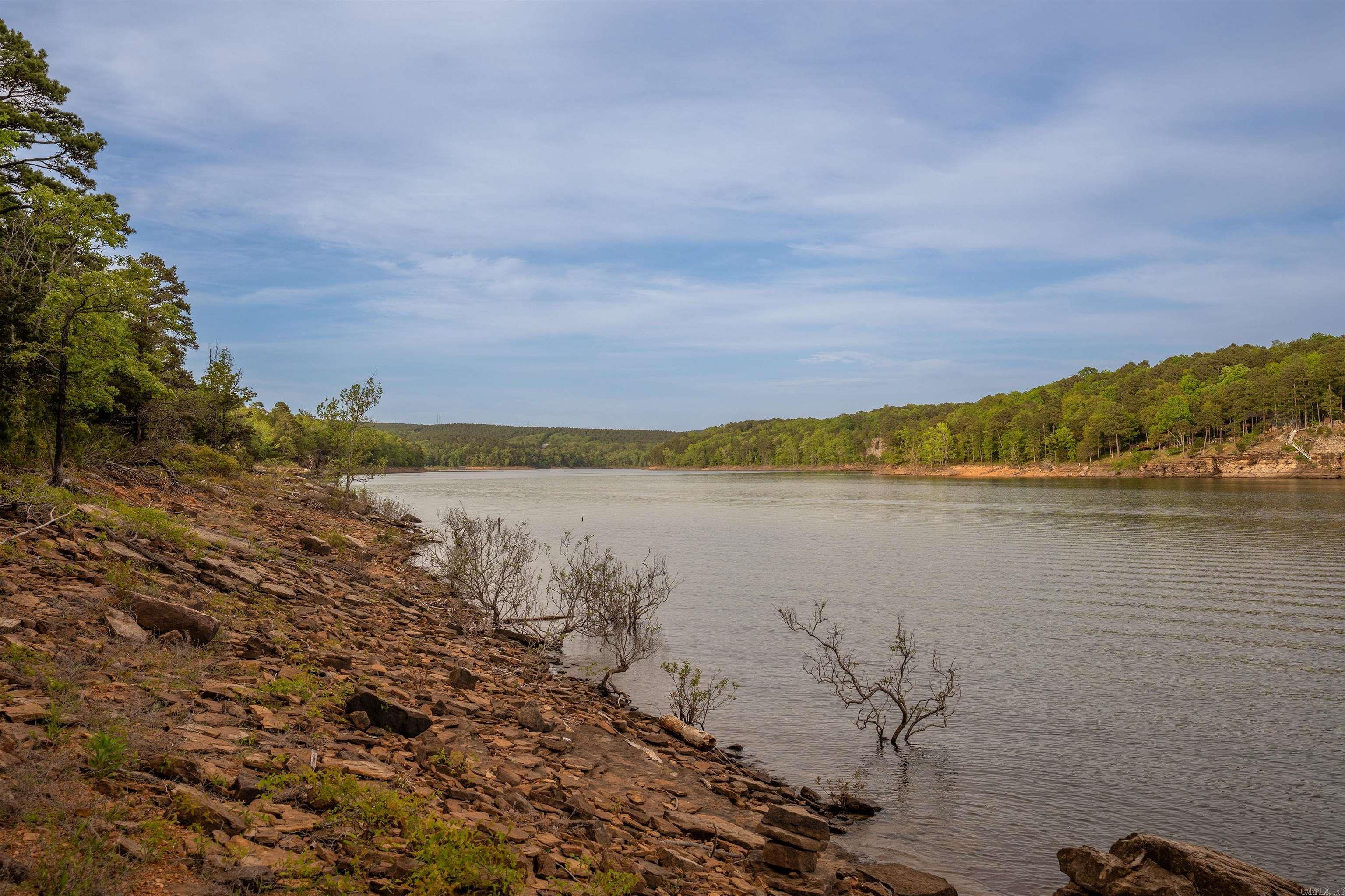 TABLEROCK ESTATES - LAKE - Residential