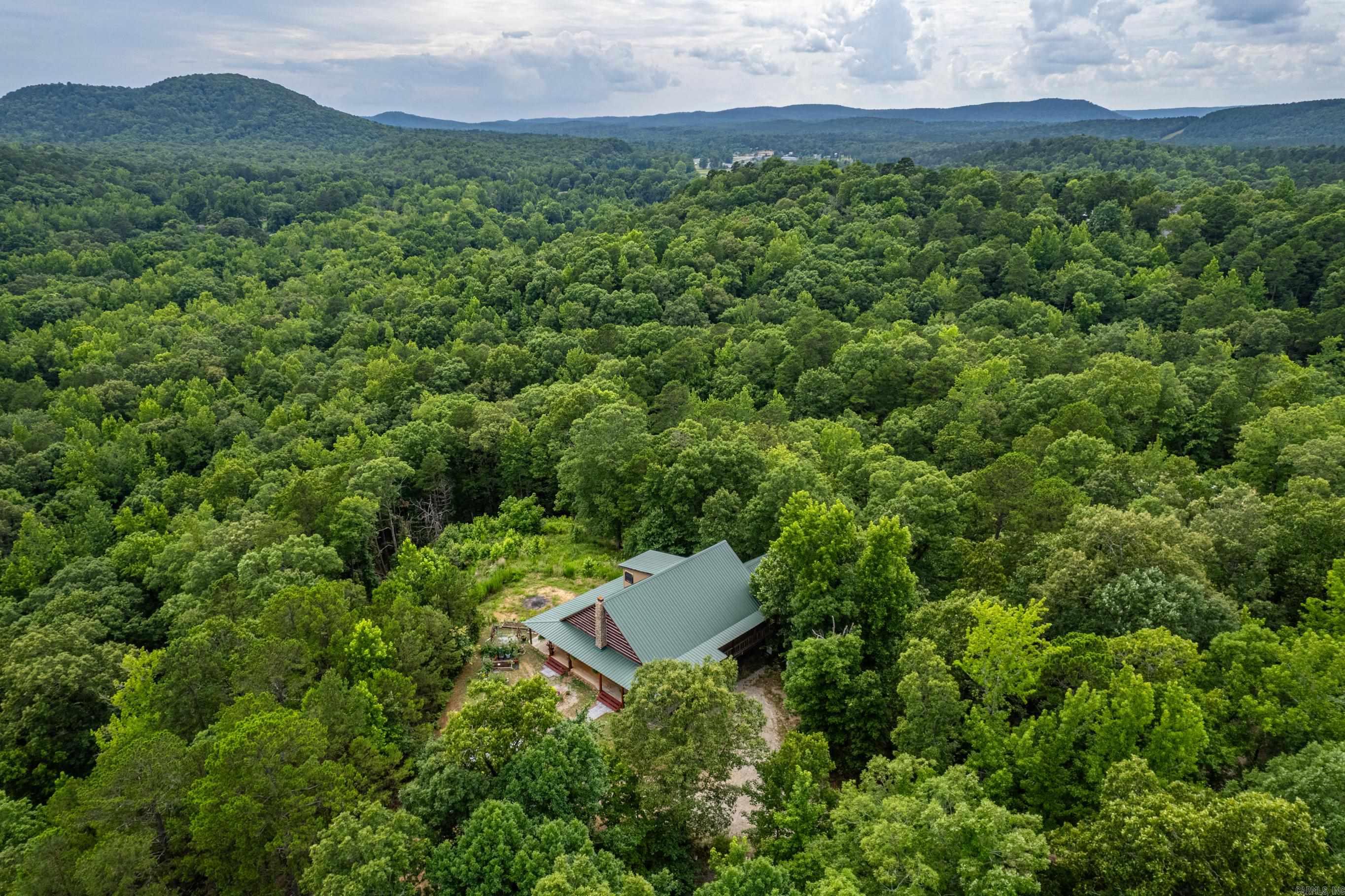 UNPLATTED ACREAGE - Residential