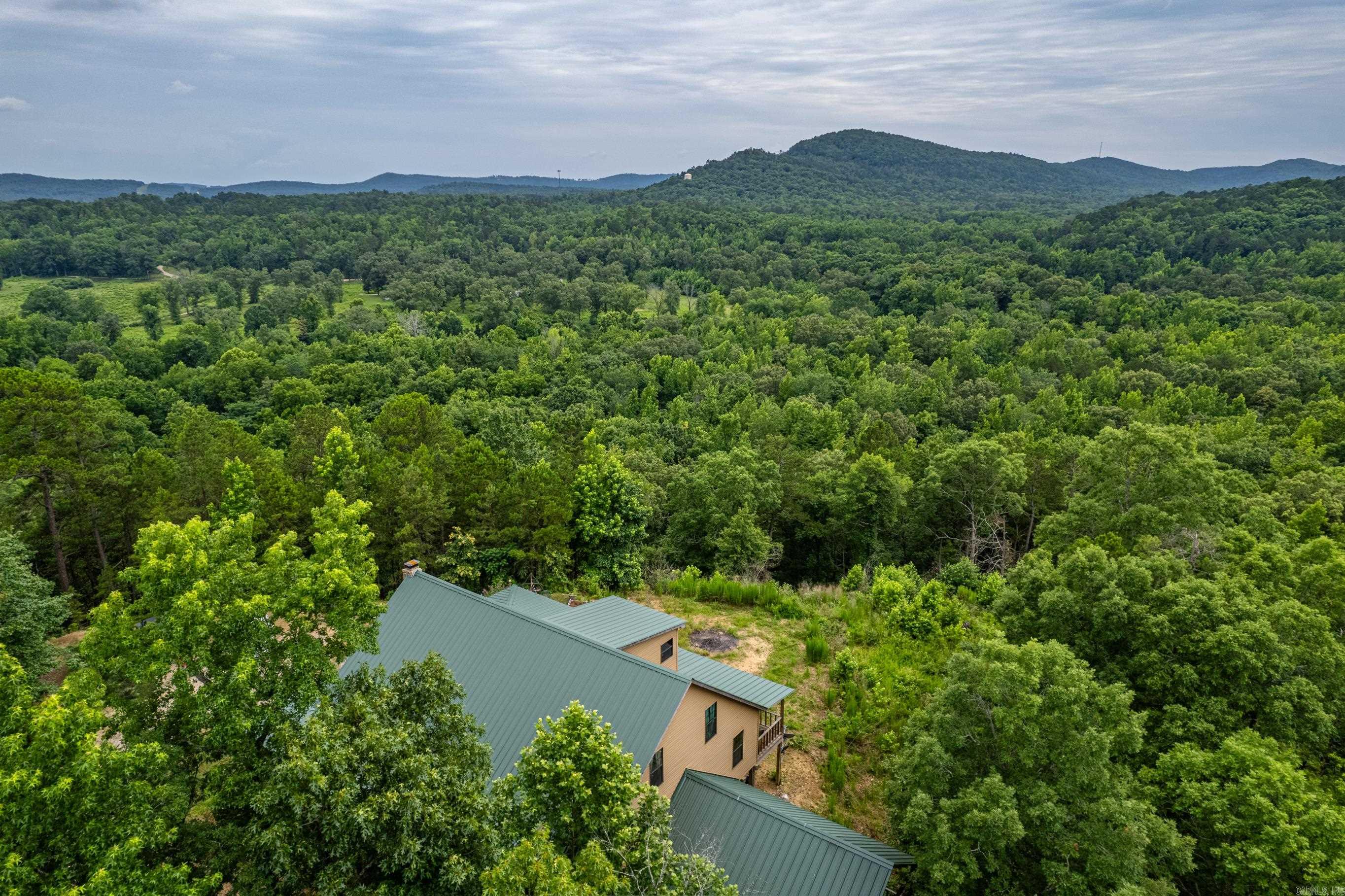 UNPLATTED ACREAGE - Residential