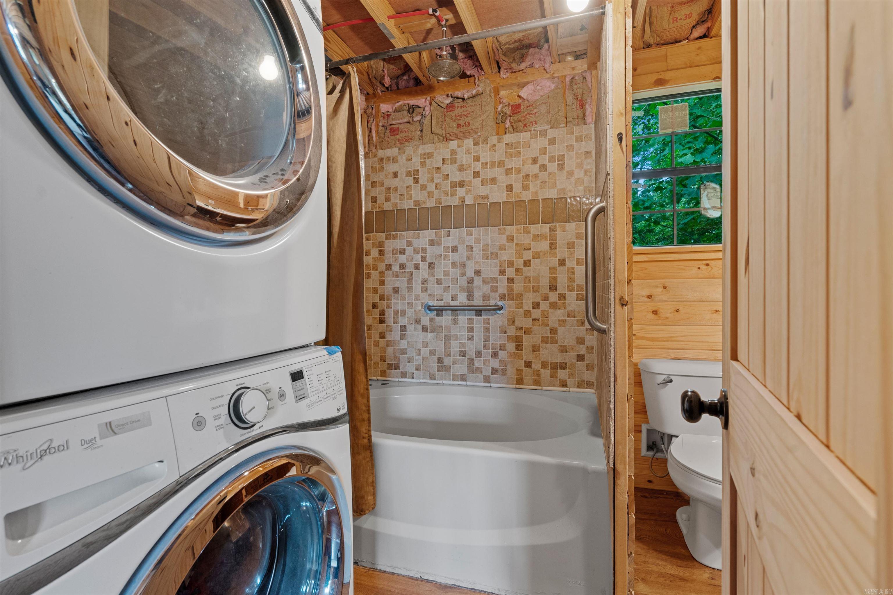 UNPLATTED ACREAGE - Residential