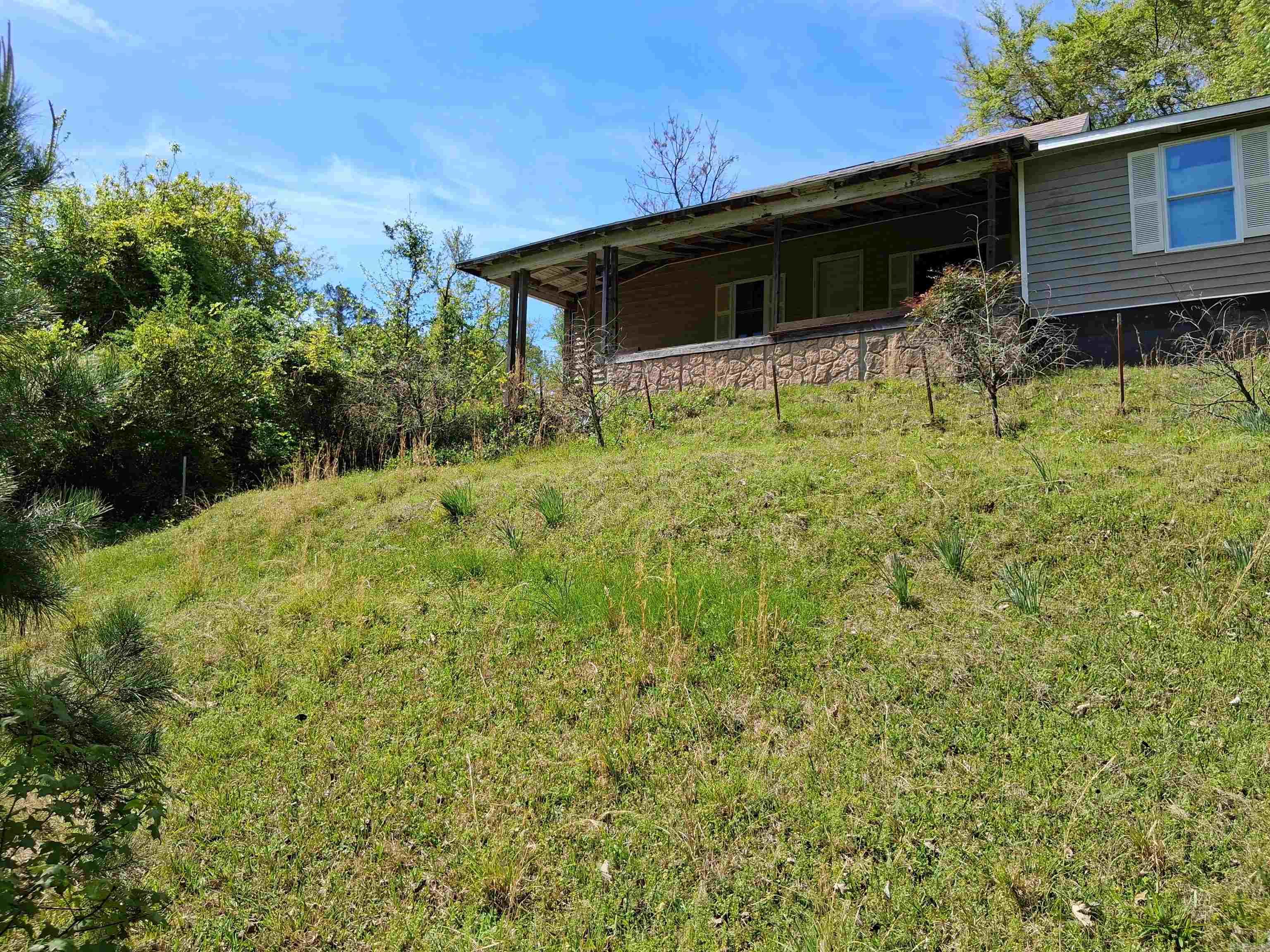 Hot Springs - Residential