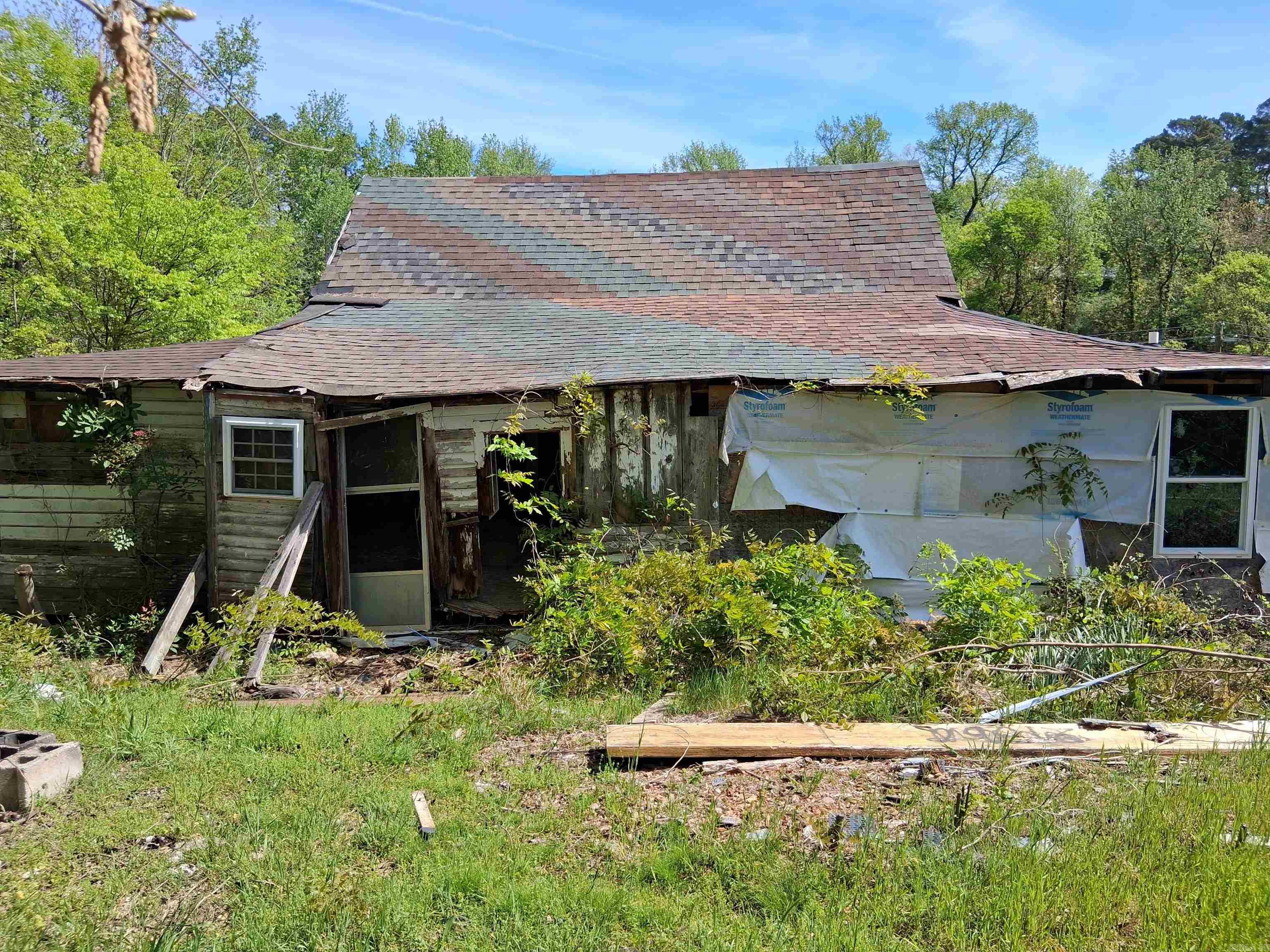 Hot Springs - Residential