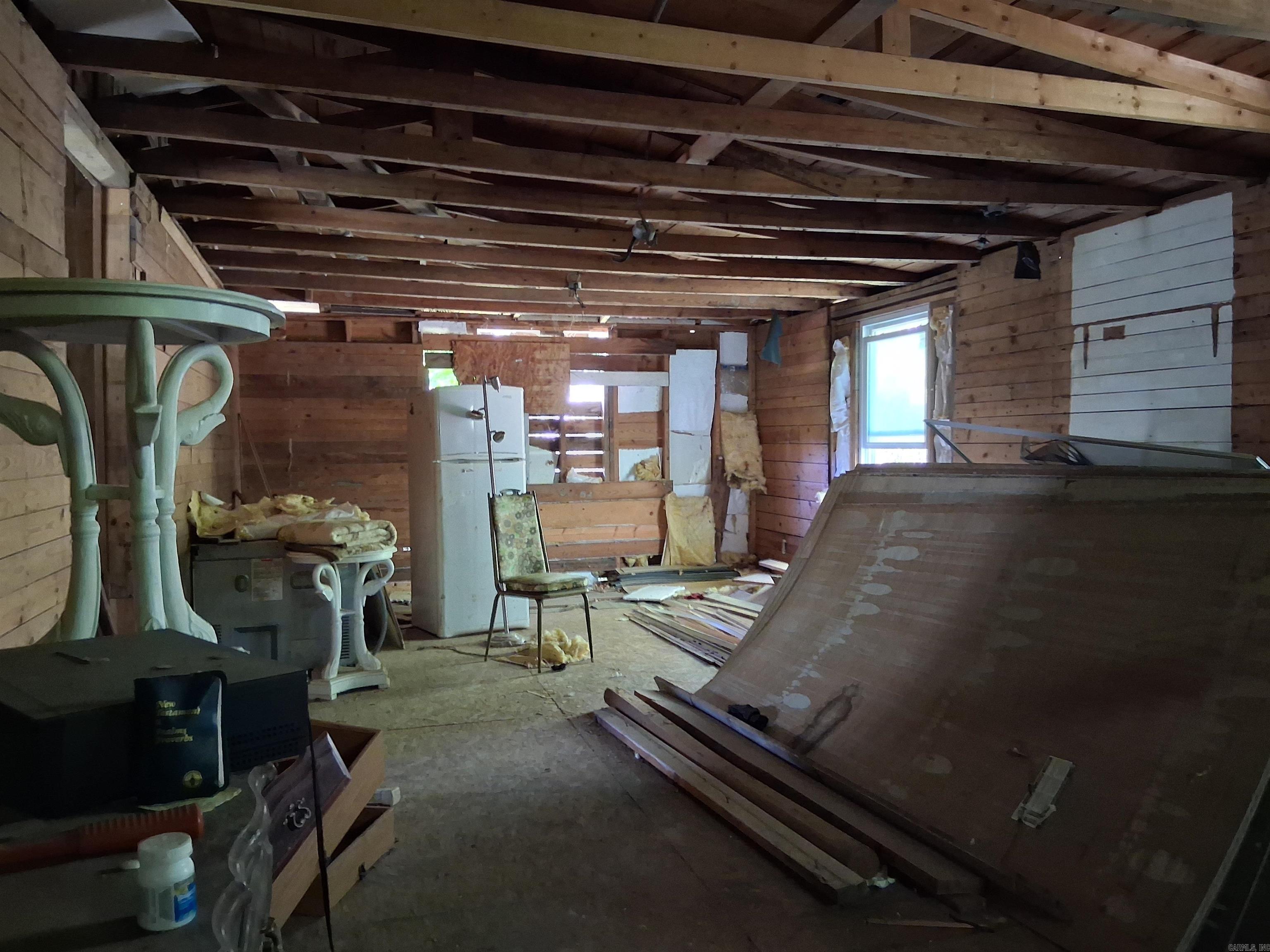 Hot Springs - Residential