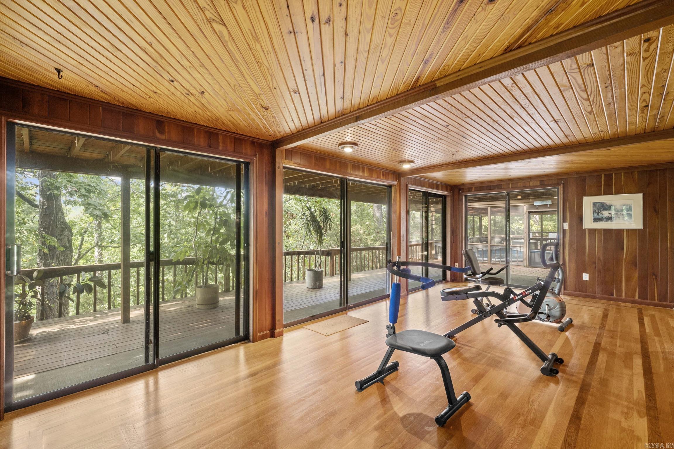 Norfork Village - Residential